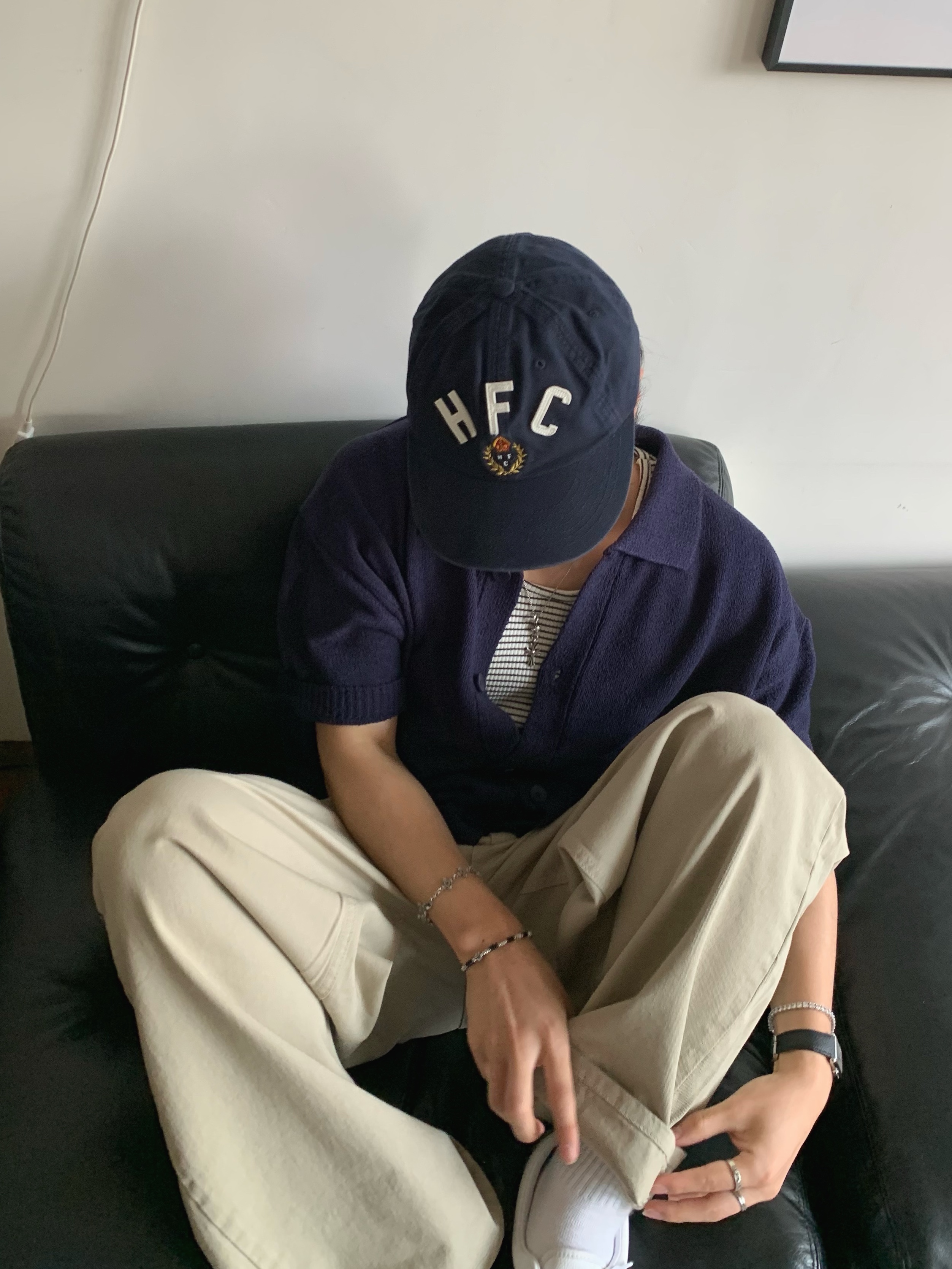 Heritage Floss Felt 6 Panel Cap Navy, Vans Era Leopard True White 착용 스타일 - 4