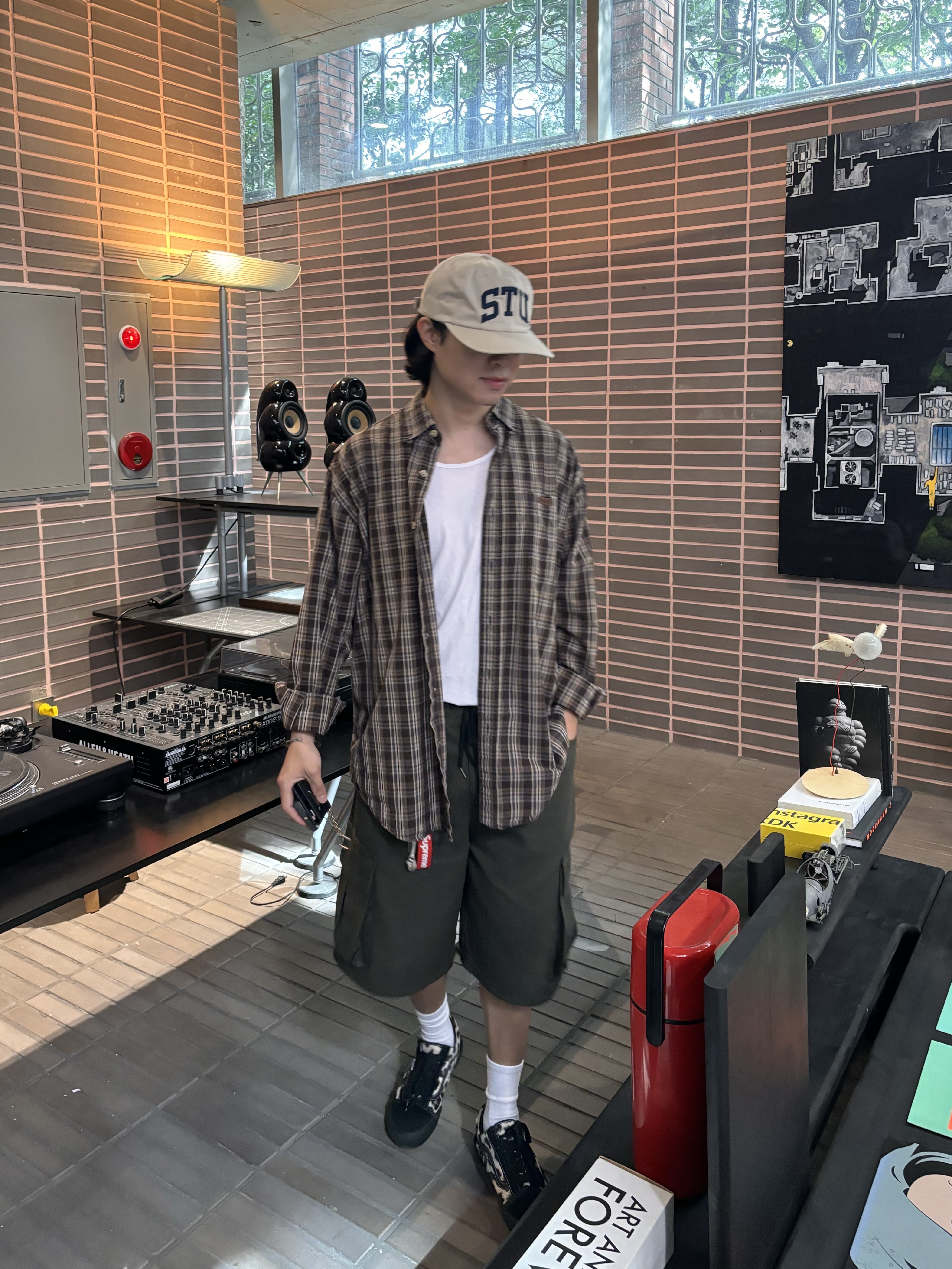 Gucci Interlocking G Pendant Necklace Silver, Stussy Stu Arch Strapback Cap Khaki 착용 스타일 - 3