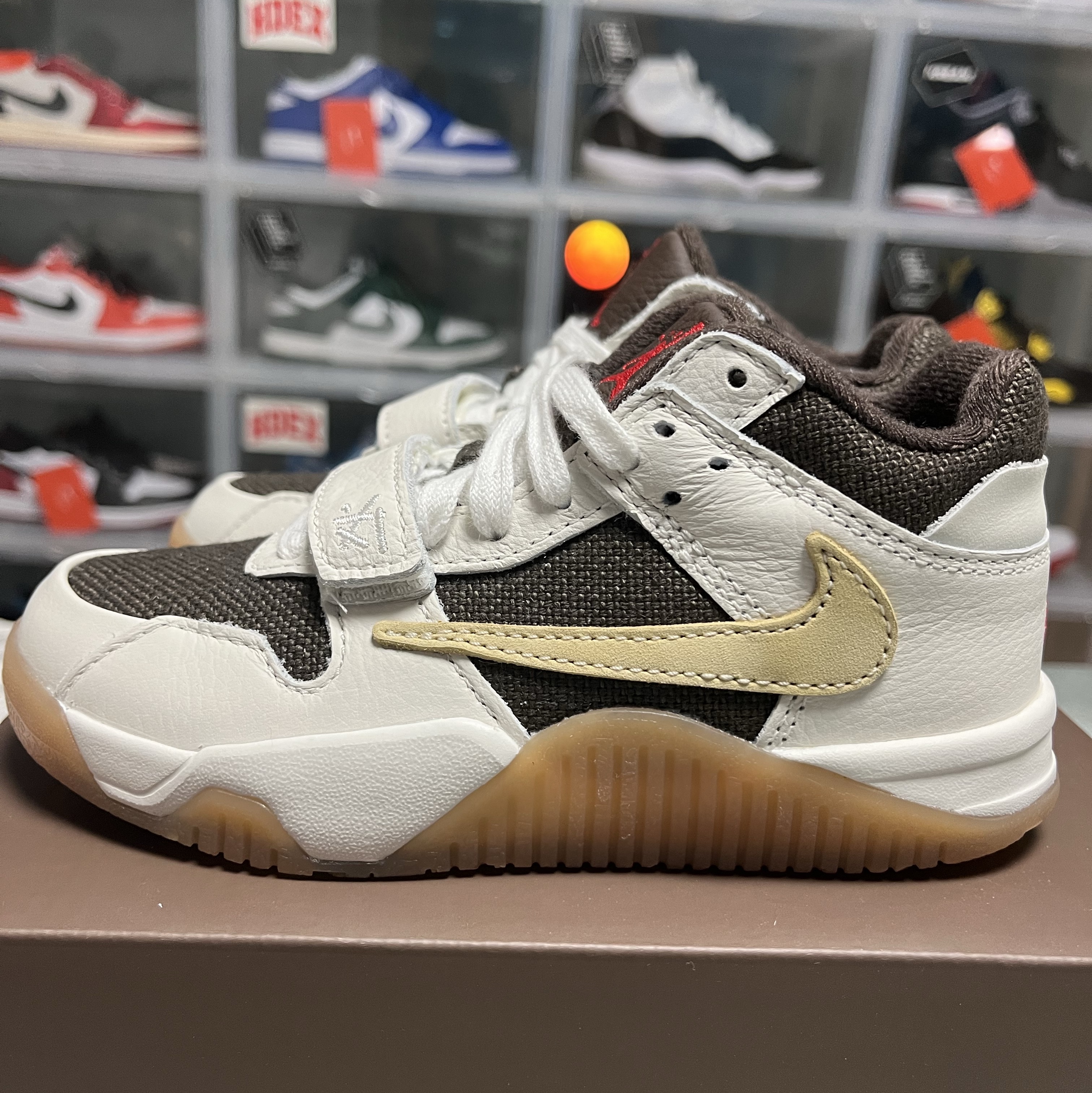 (PS) Jordan x Travis Scott Jumpman Jack TR Sail and Dark Mocha, Jordan x Travis Scott Jumpman Jack TR Sail and Dark Mocha 착용 스타일 - 4