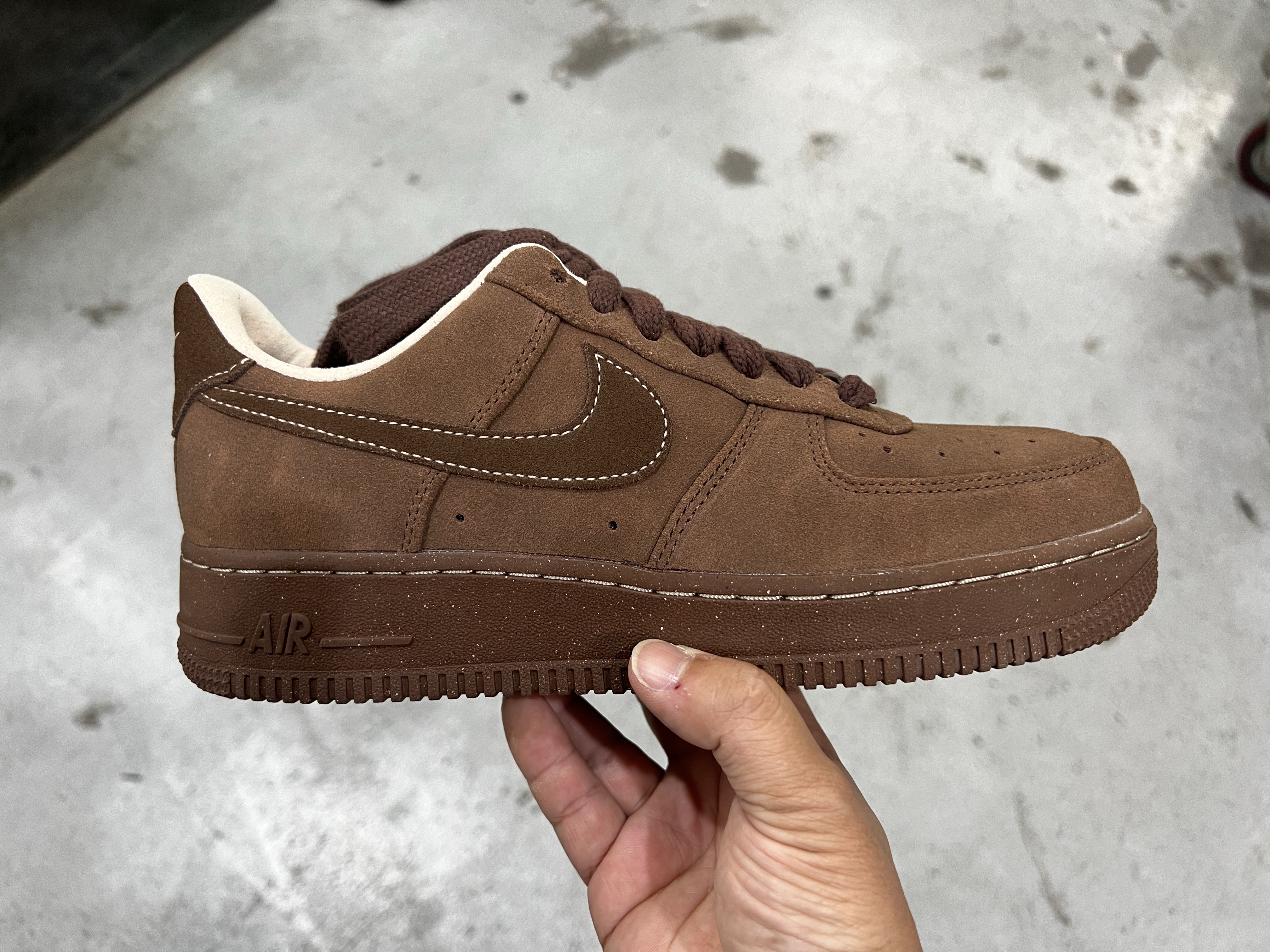 (W) Nike Air Force 1 '07 Cacao Wow 착용 스타일