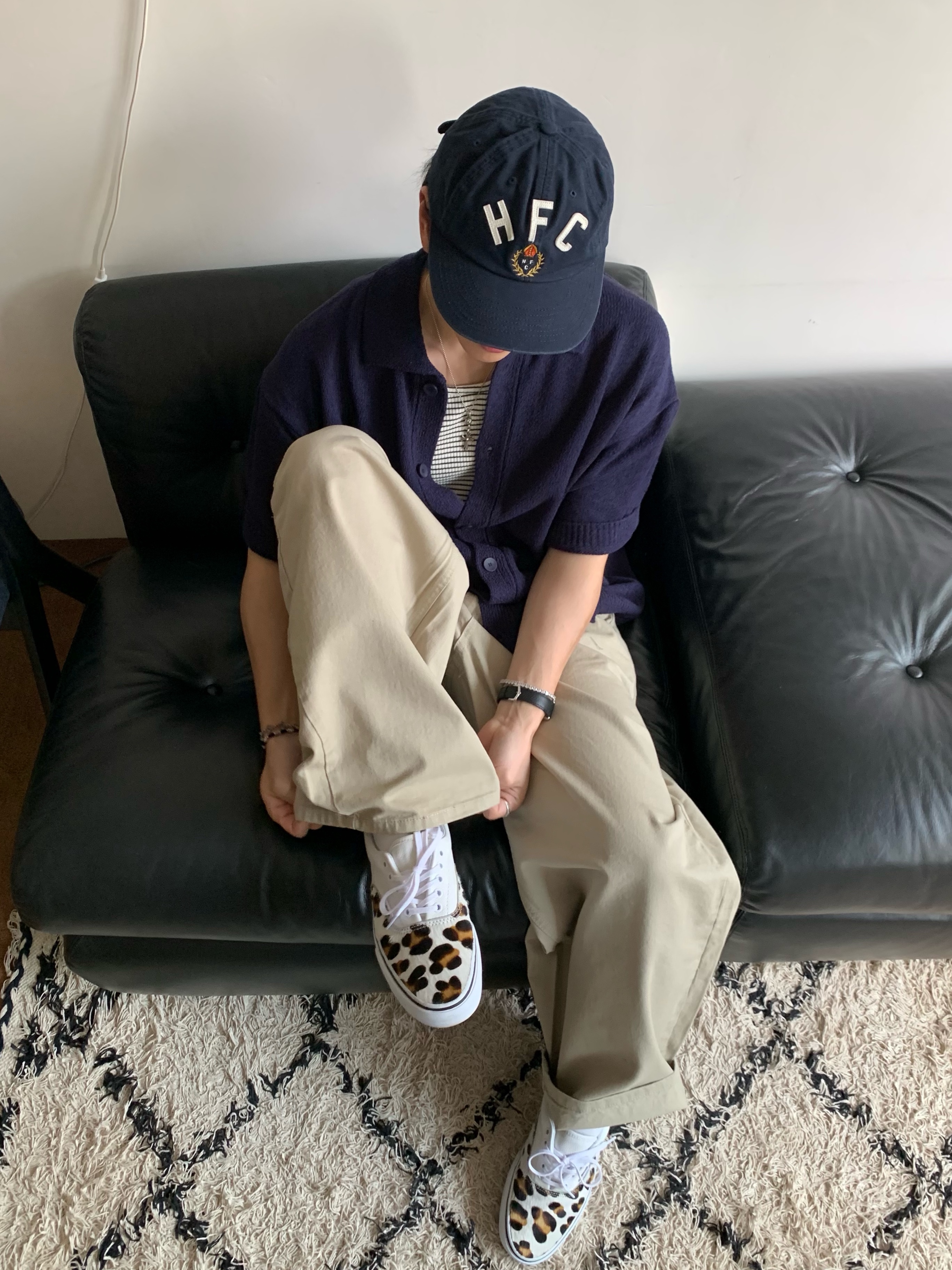 Heritage Floss Felt 6 Panel Cap Navy, Vans Era Leopard True White 착용 스타일 - 5