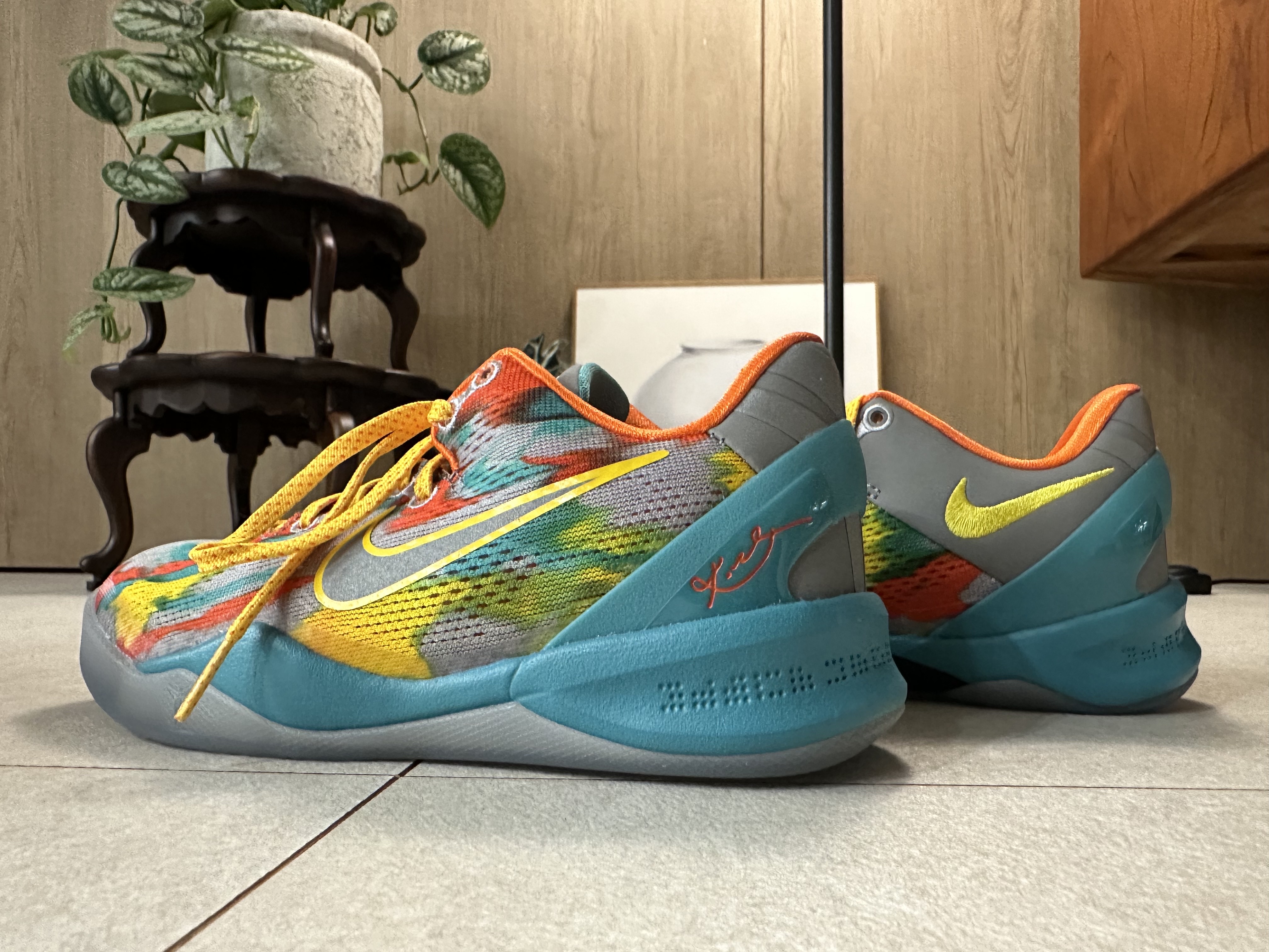 (GS) Nike Kobe 8 Protro Venice Beach 착용 스타일 - 6