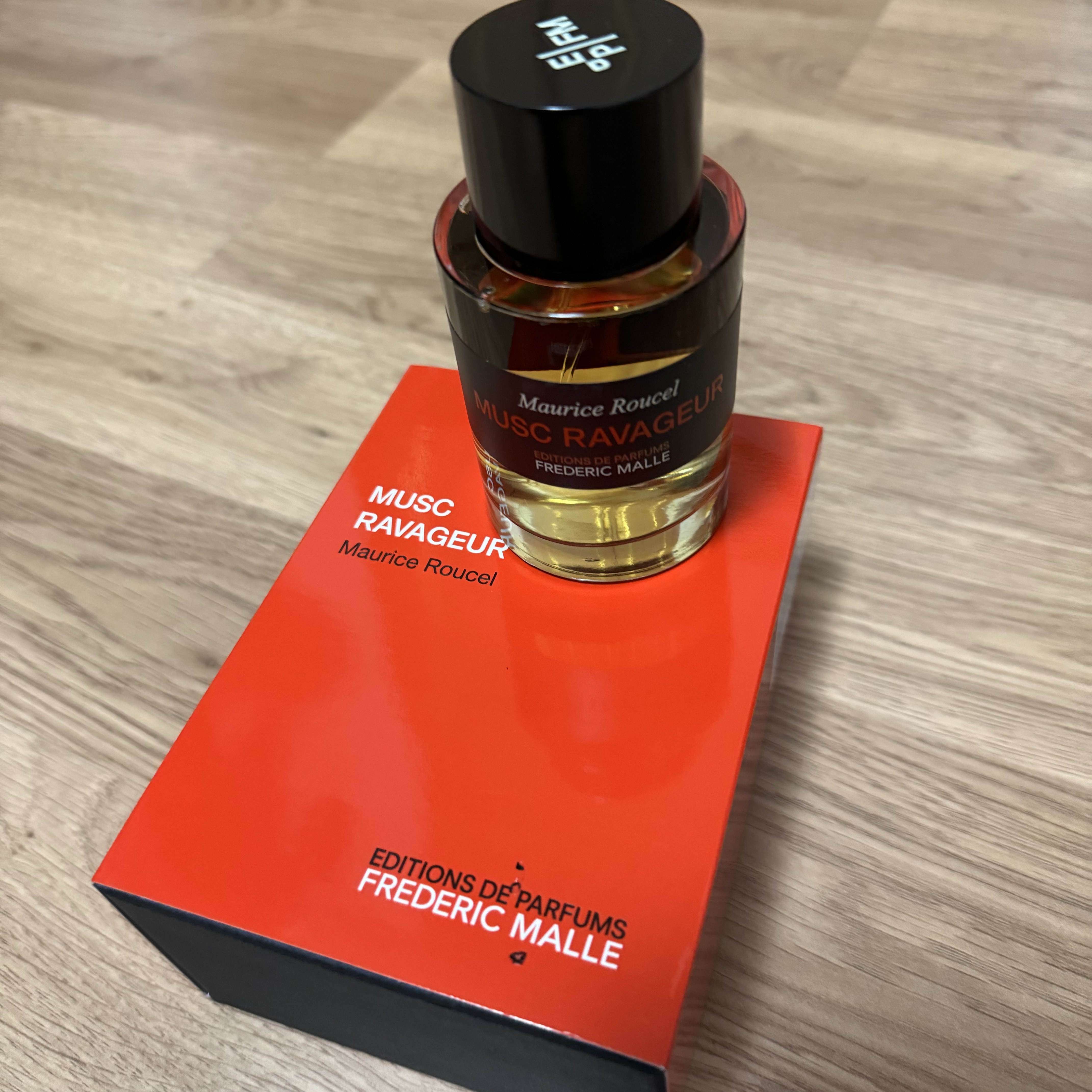 Frederic Malle Musc Ravageur 100ml Spray 착용 스타일
