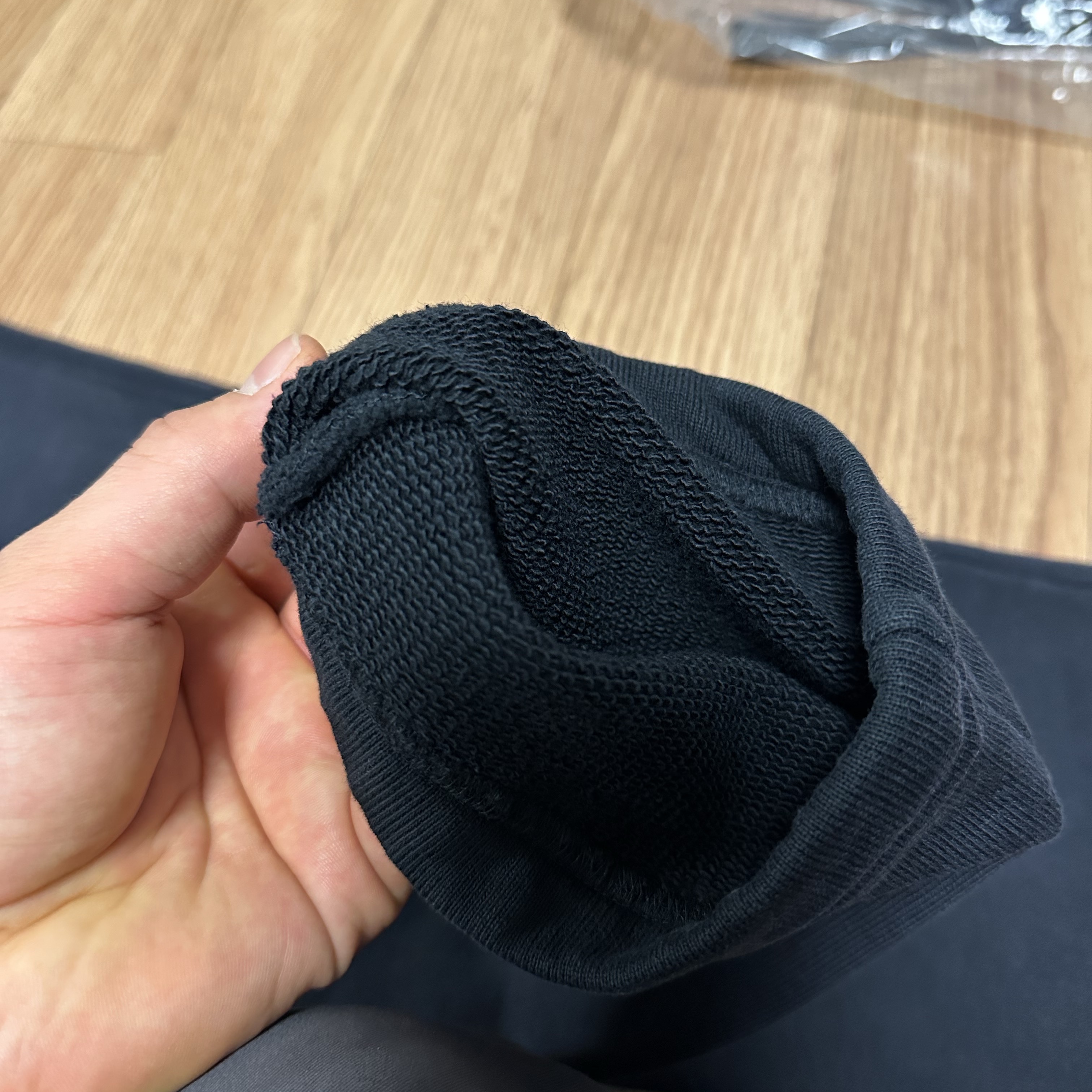 Jordan x Travis Scott Fleece Pants Black (DZ5508-045) 착용 스타일 - 2