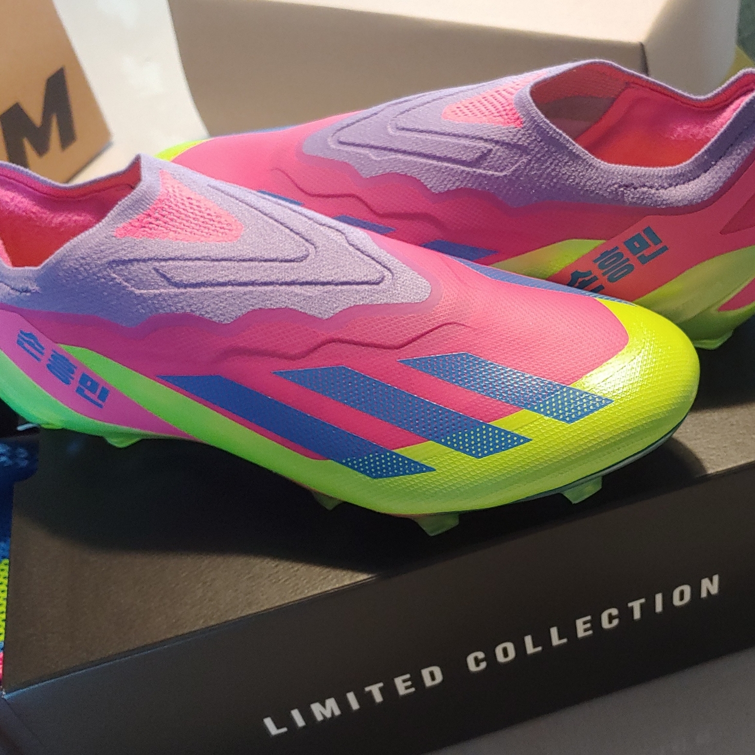 Adidas X Crazyfast HMS.1 Laceless FG Lucid Lemon Lucid Pink 착용 스타일