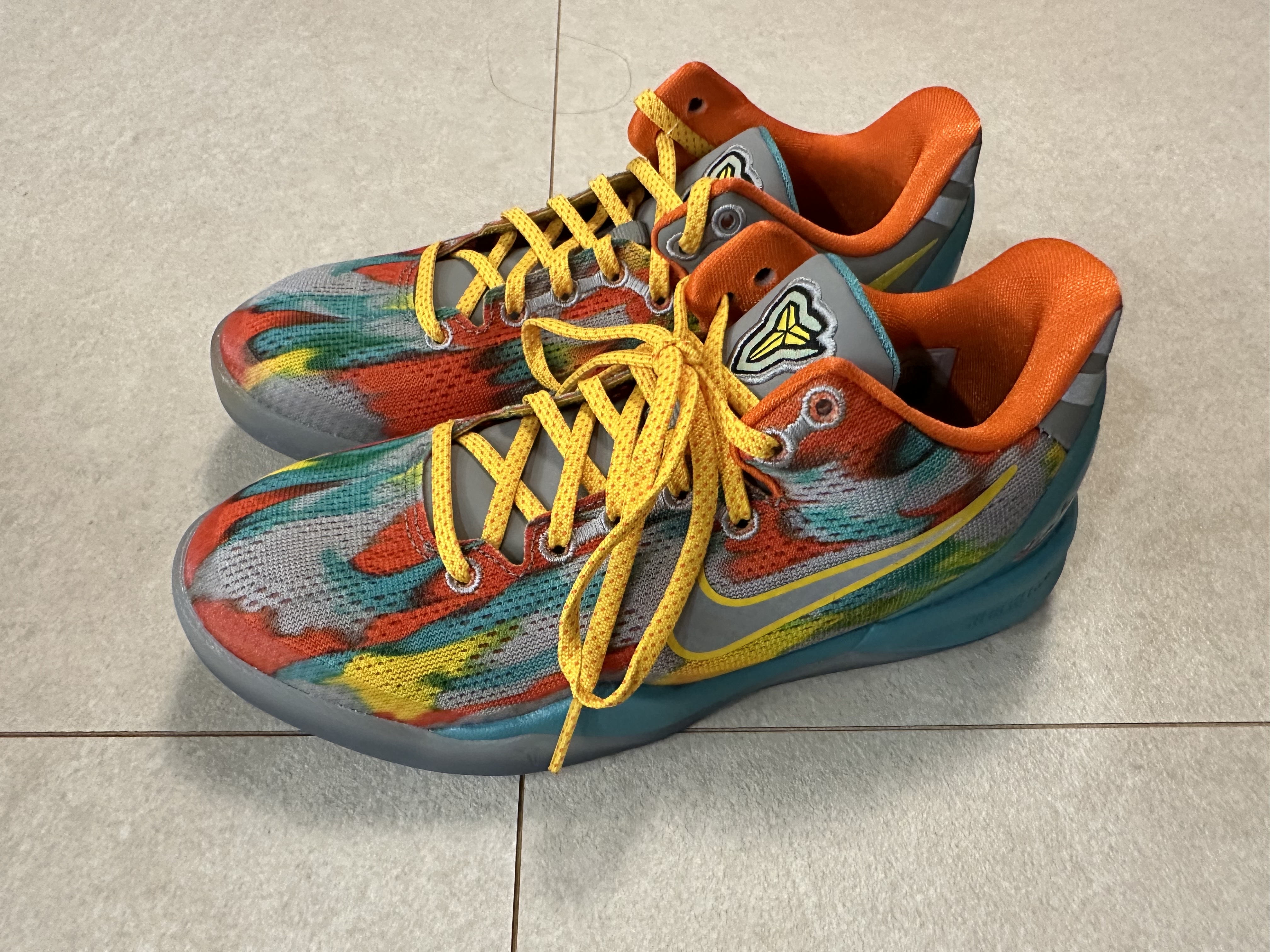 (GS) Nike Kobe 8 Protro Venice Beach 착용 스타일 - 1