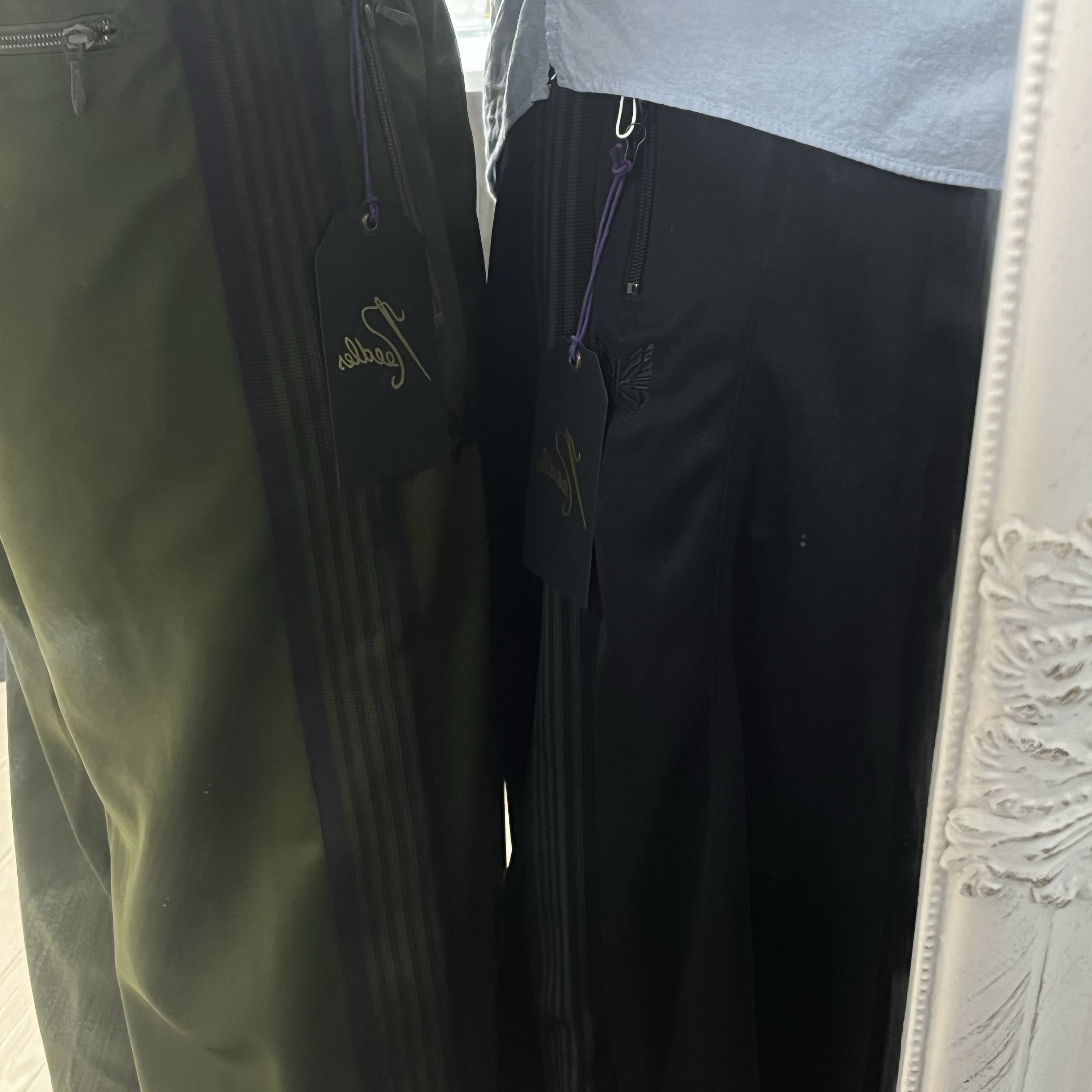 Needles H.D. Track Pants Poly Smooth Royal, Needles H.D. Track Pants Poly Smooth Olive 착용 스타일 - 1