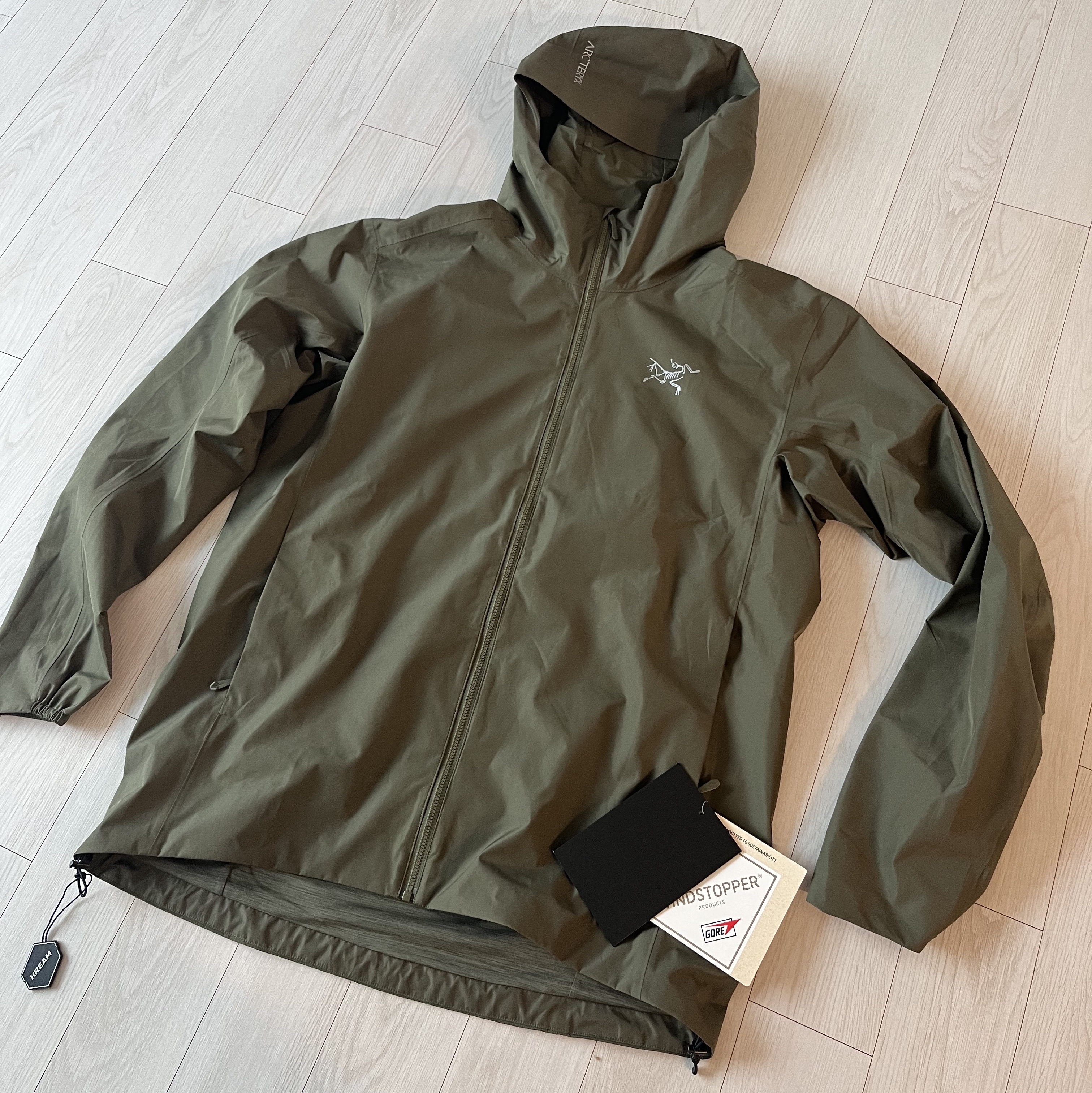 Arc'teryx Solano Hoody Tatsu 착용 스타일