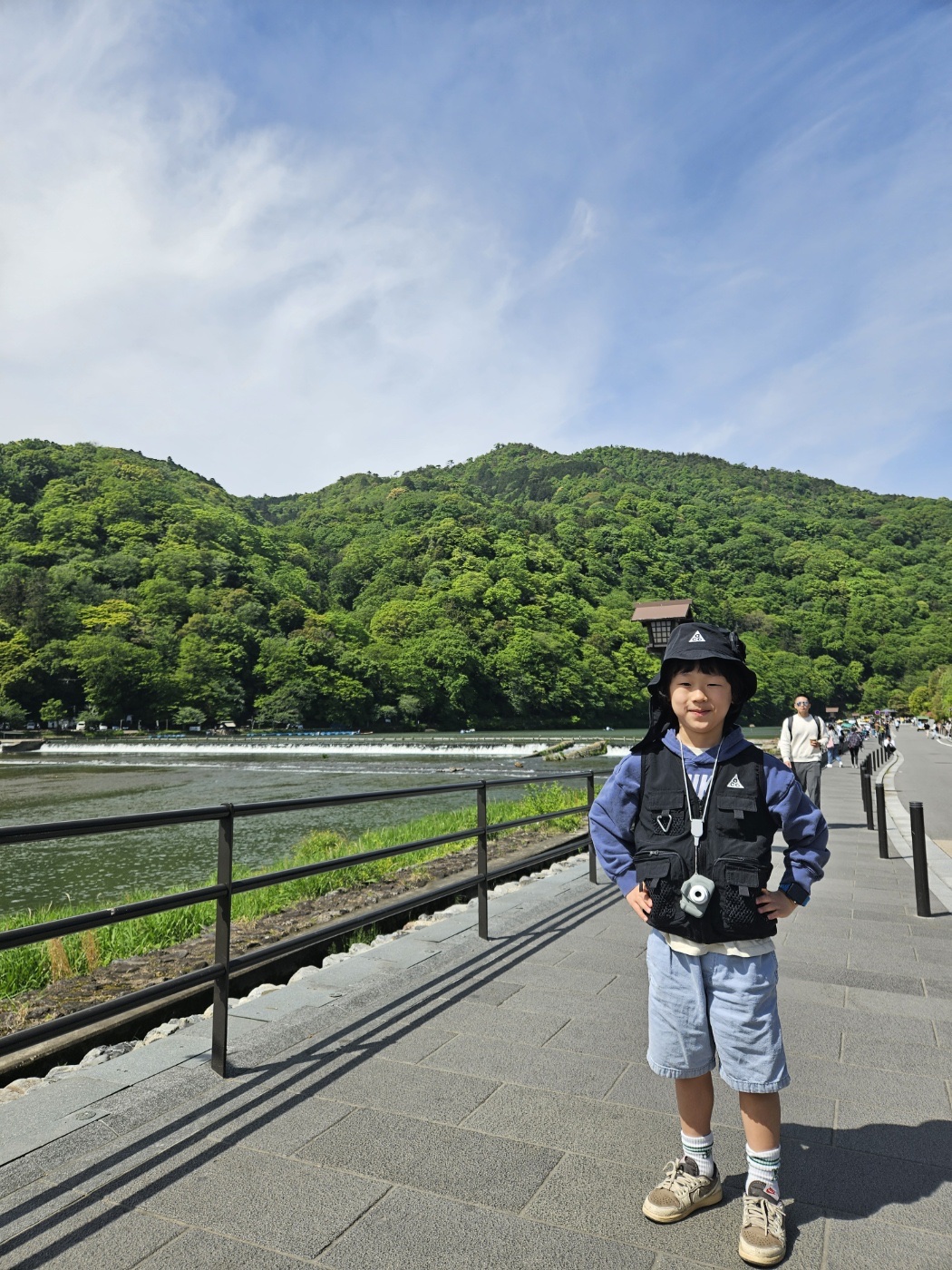 (Kids) Nike ACG Utility Vest Black, (PS) Jordan 1 x Travis Scott Retro Low OG SP Sail and Ridgerock 착용 스타일 - 4