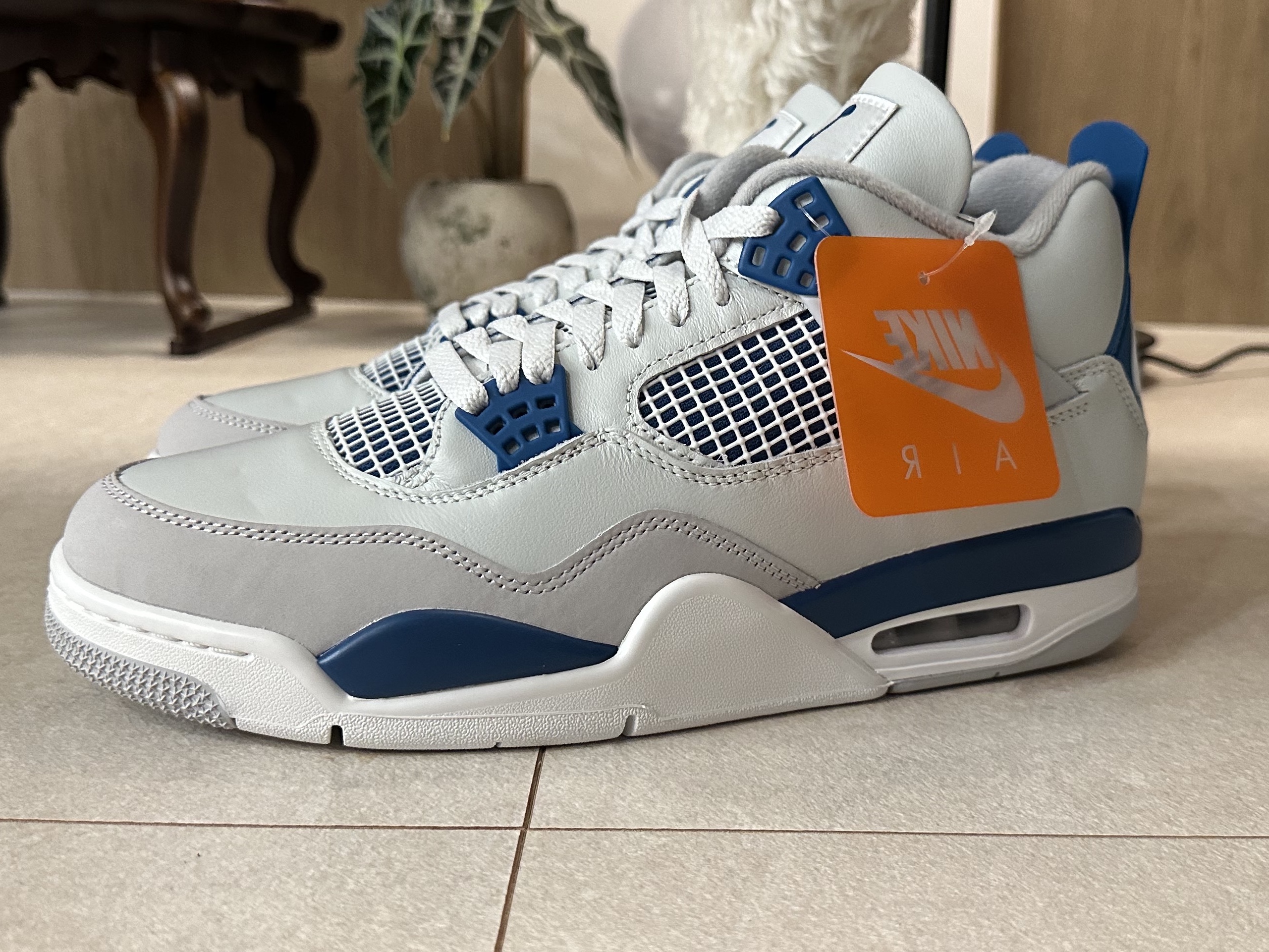 Jordan 4 Retro Industrial Blue 착용 스타일 - 4