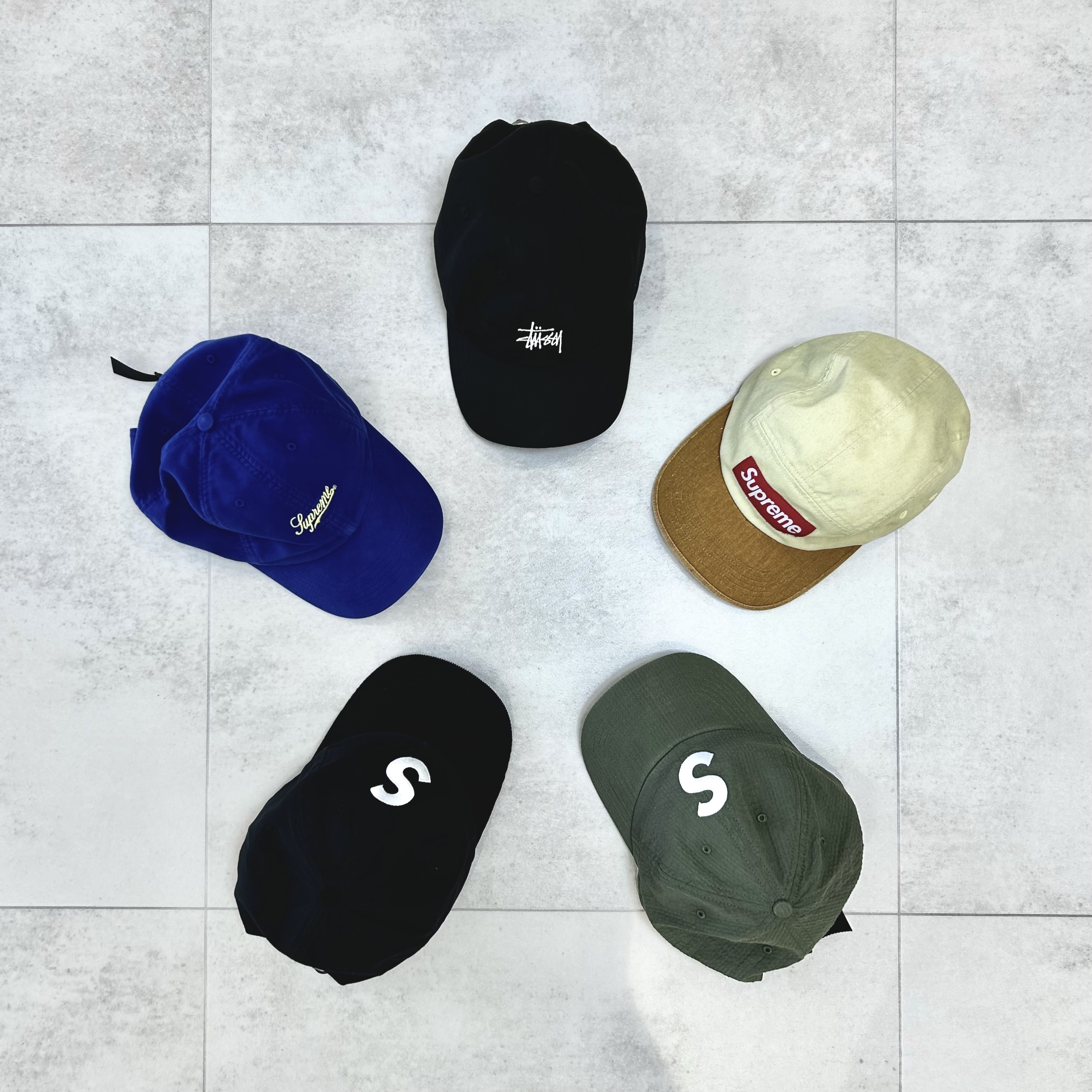 Supreme 2-Tone S Logo 6-Panel Black - 24SS, Supreme Seersucker S Logo 6-Panel Green - 24SS 착용 스타일