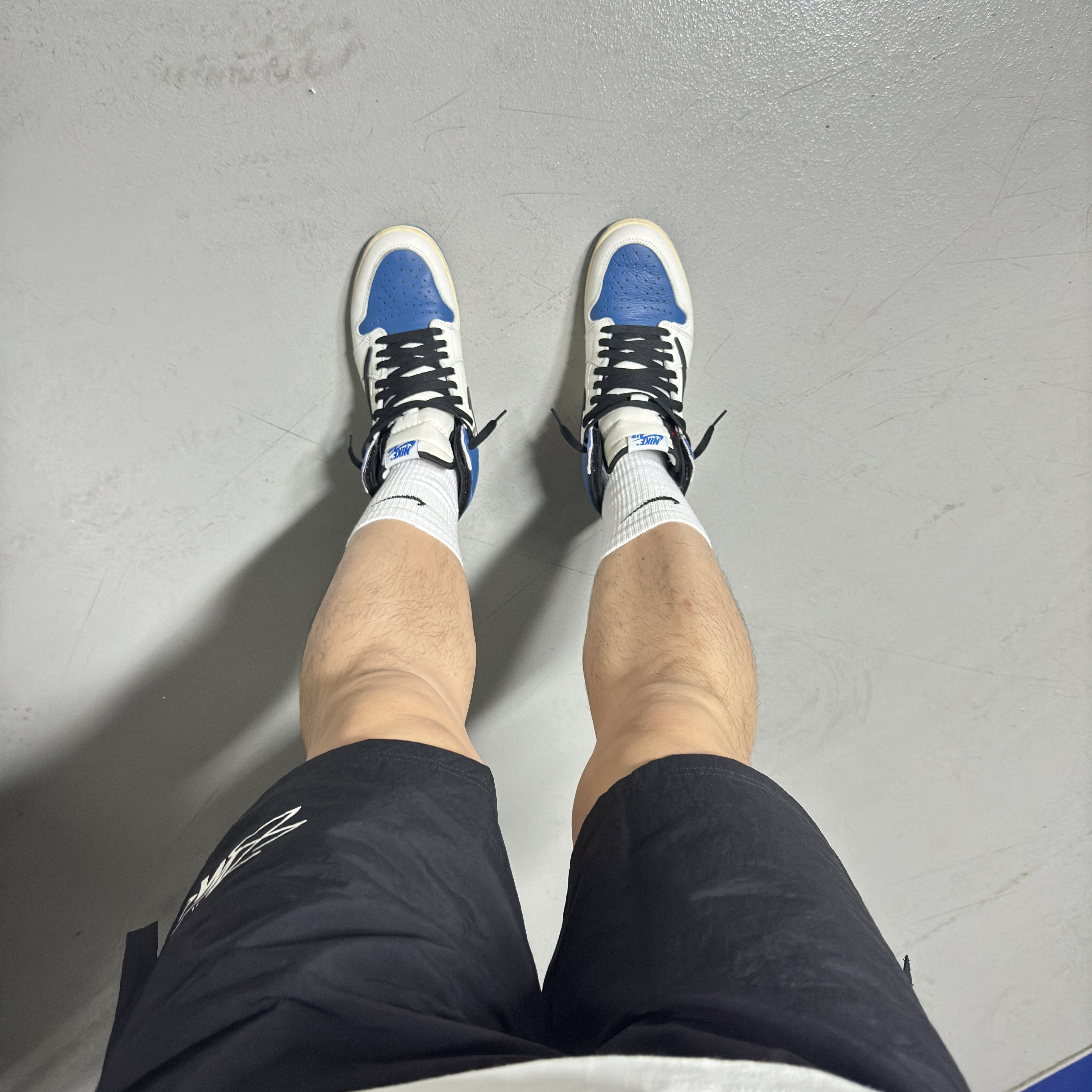 Nike x Stussy NRG Crew Socks White Black, Nike x Stussy Shorts Black (FJ9167-010) 착용 스타일