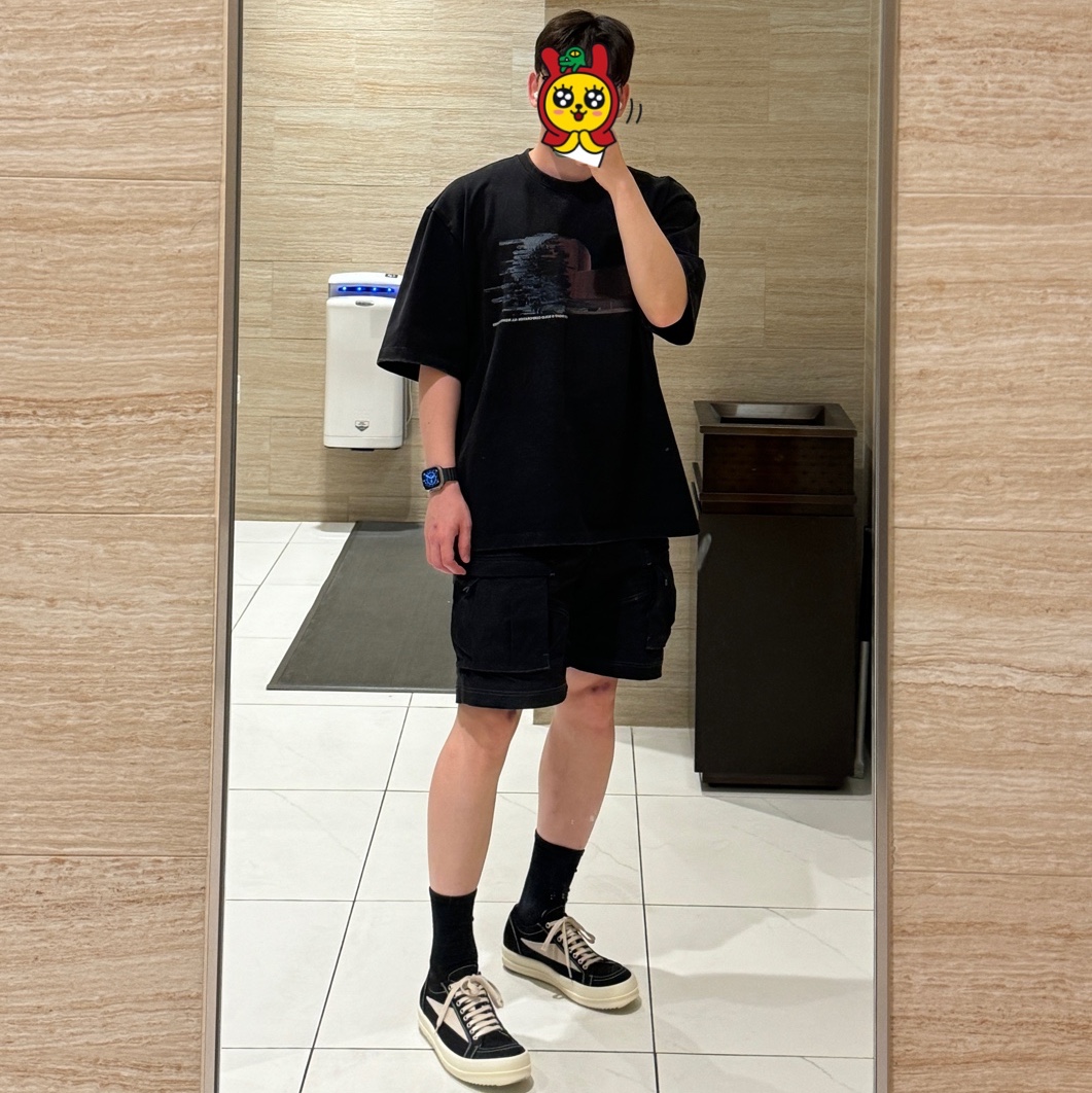 Rick Owens Drkshdw Lido Overdyed Denim Vintage Sneakers Black Milk, Nike ACG Smith Summit Cargo Pants Black Summit White - US/EU 착용 스타일