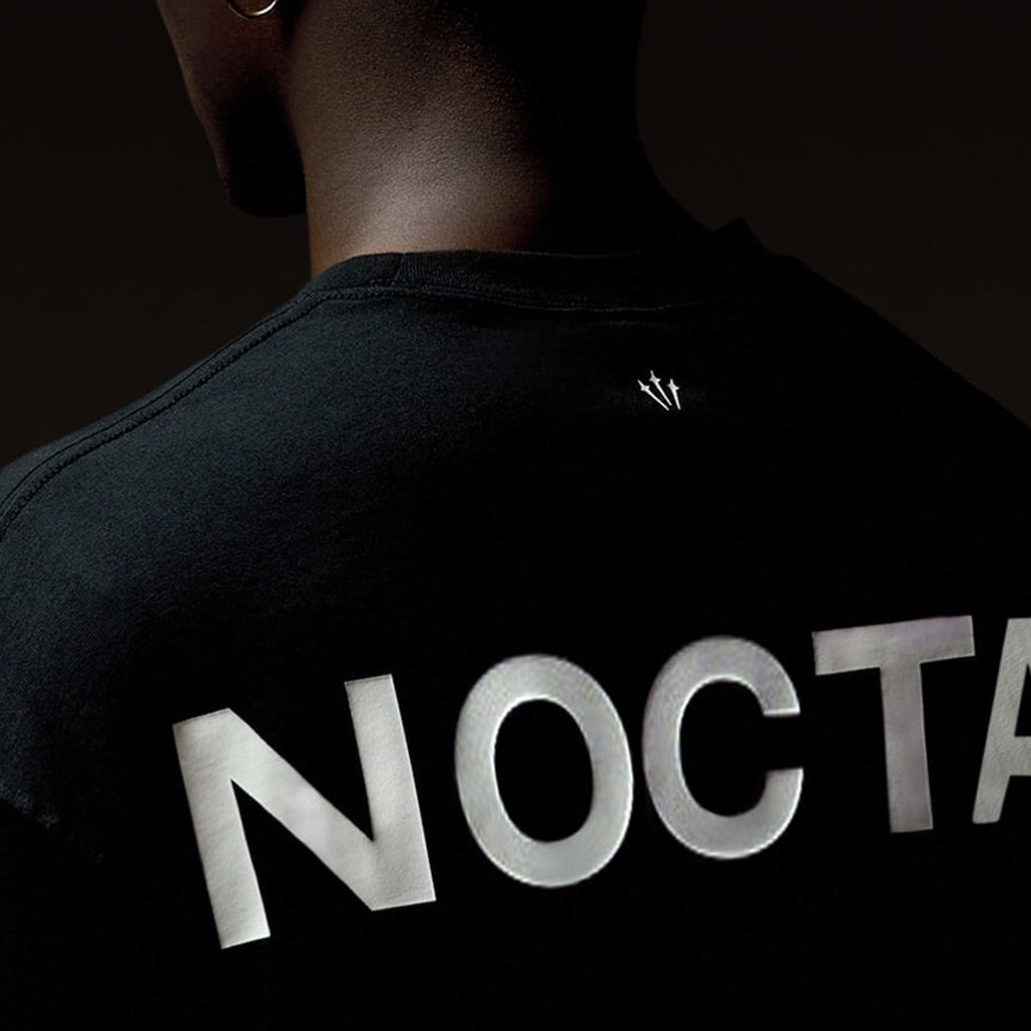 Nike x Drake Nocta Essential Hoodie University Gold - US/EU, Nike x Drake Nocta Golf Crewneck Top Green - US/EU 착용 스타일 - 7