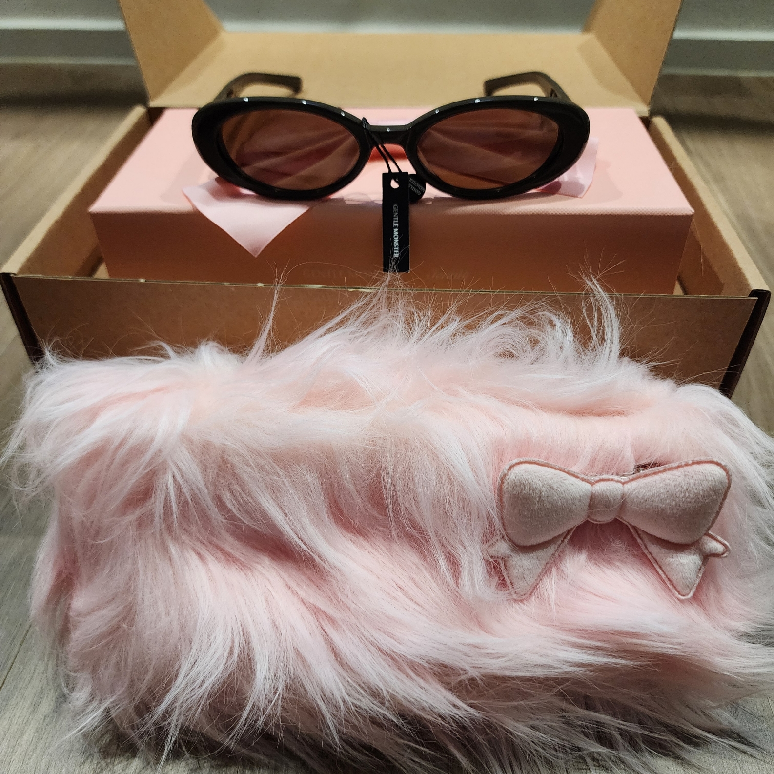 Gentle Monster x Jennie Jentle Salon Hush BR3 Brown Brown 착용 스타일 - 2