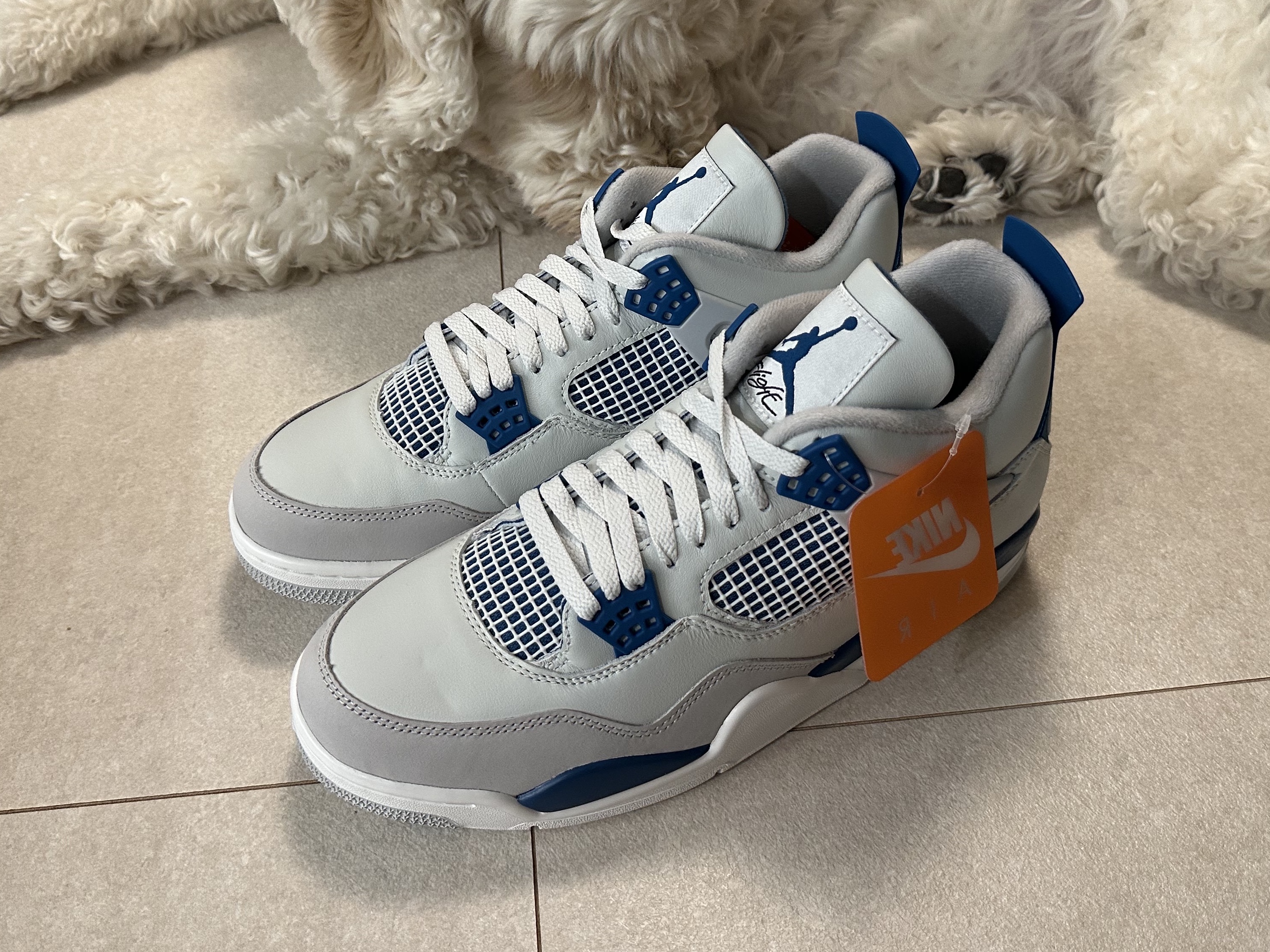 Jordan 4 Retro Industrial Blue 착용 스타일 - 1