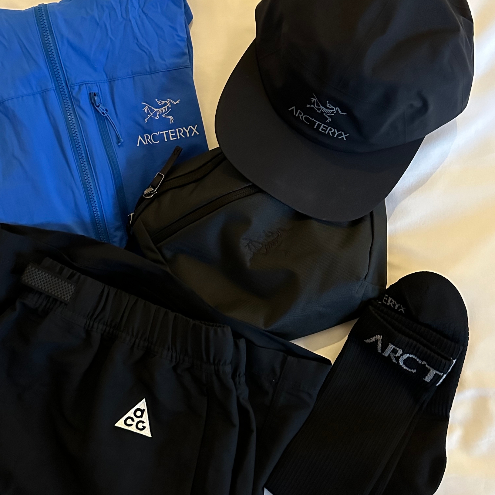 Nike NRG ACG Trail Shorts Black Dark Smoke Grey - Asia, Asics Jog 100 S Black - 2E Wide 착용 스타일 - 2