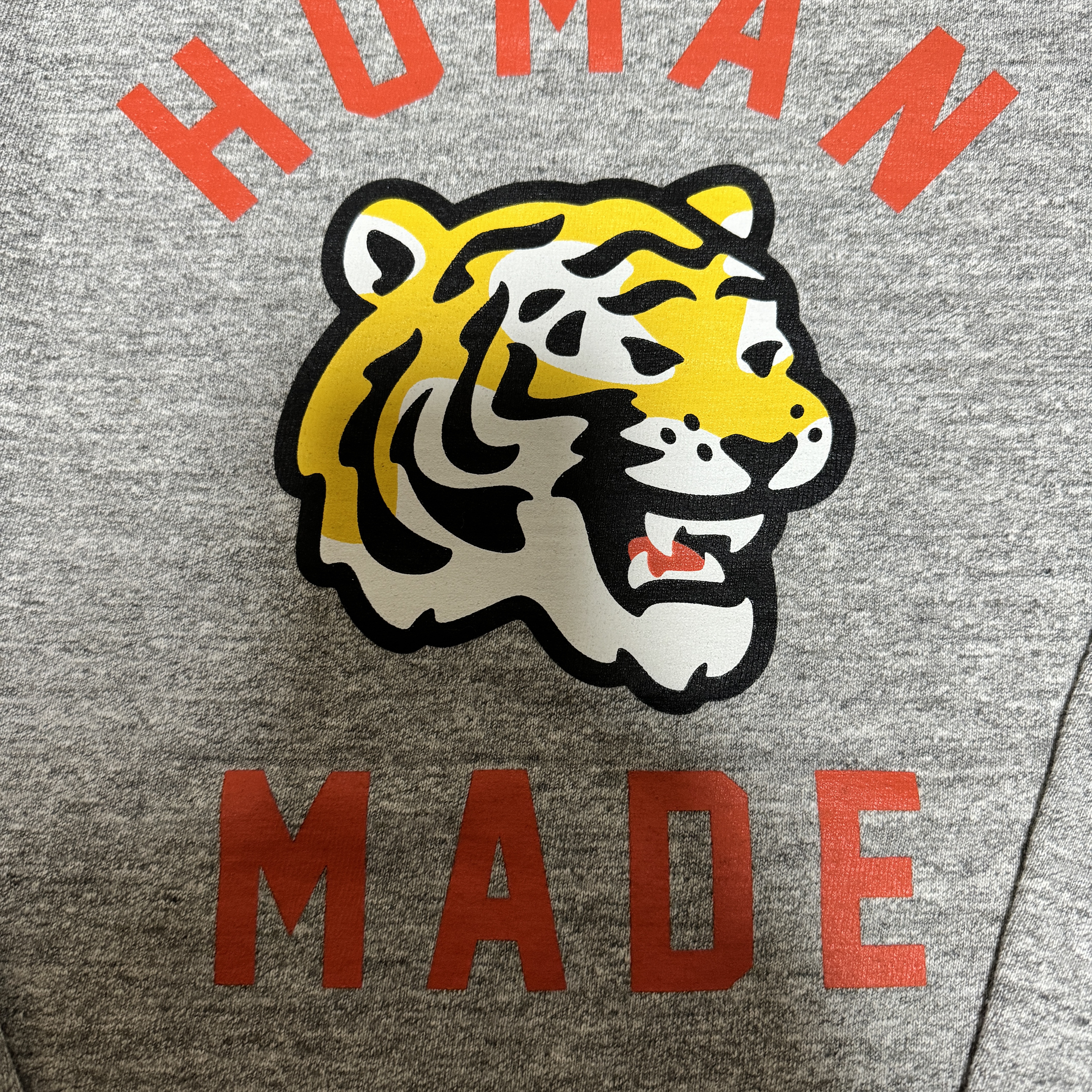 Human Made Graphic L/S T-Shirt Gray 착용 스타일 - 1