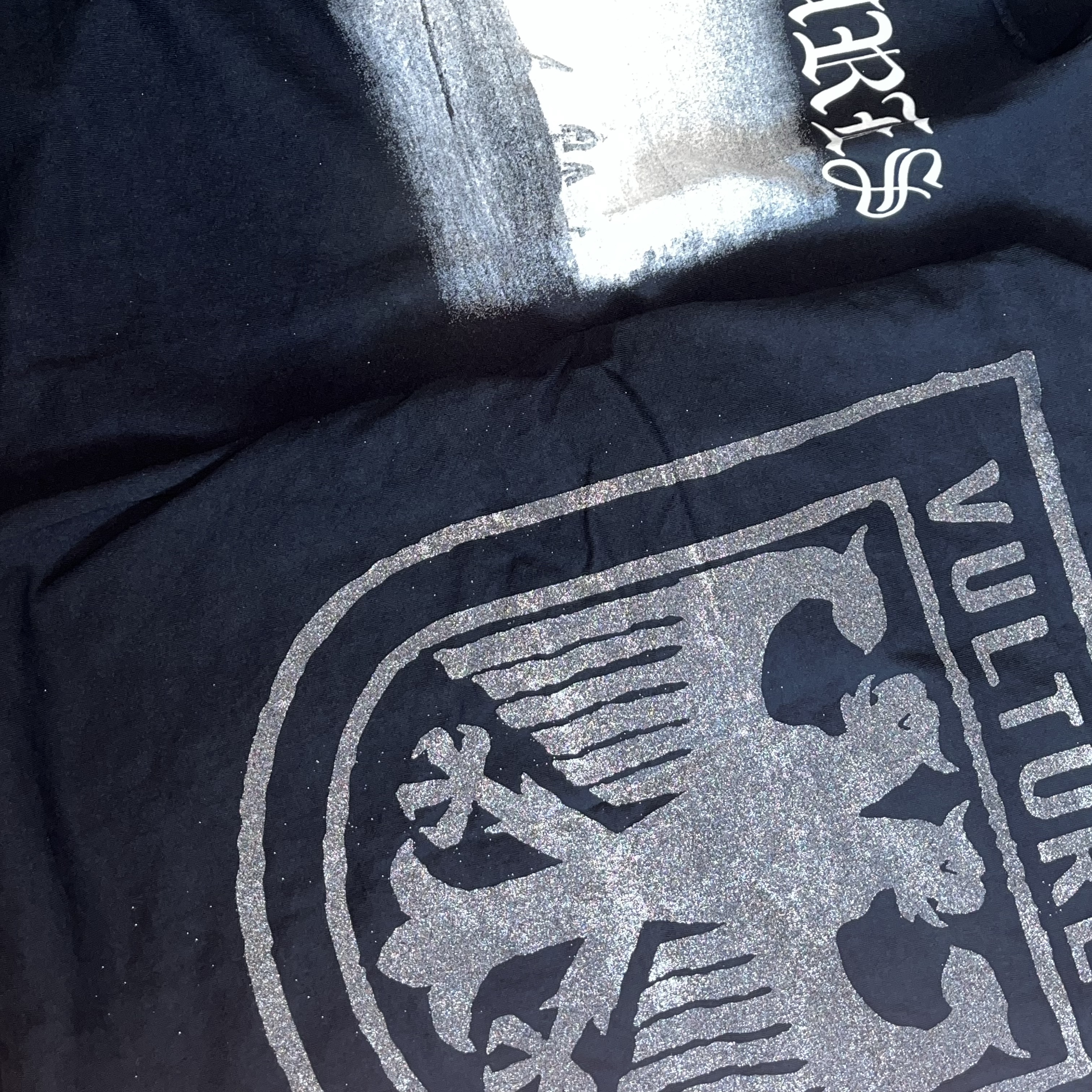 Yeezy Vultures Long Sleeve T-Shirt Black, Yeezy Vultures Long T-Shirt Black 착용 스타일