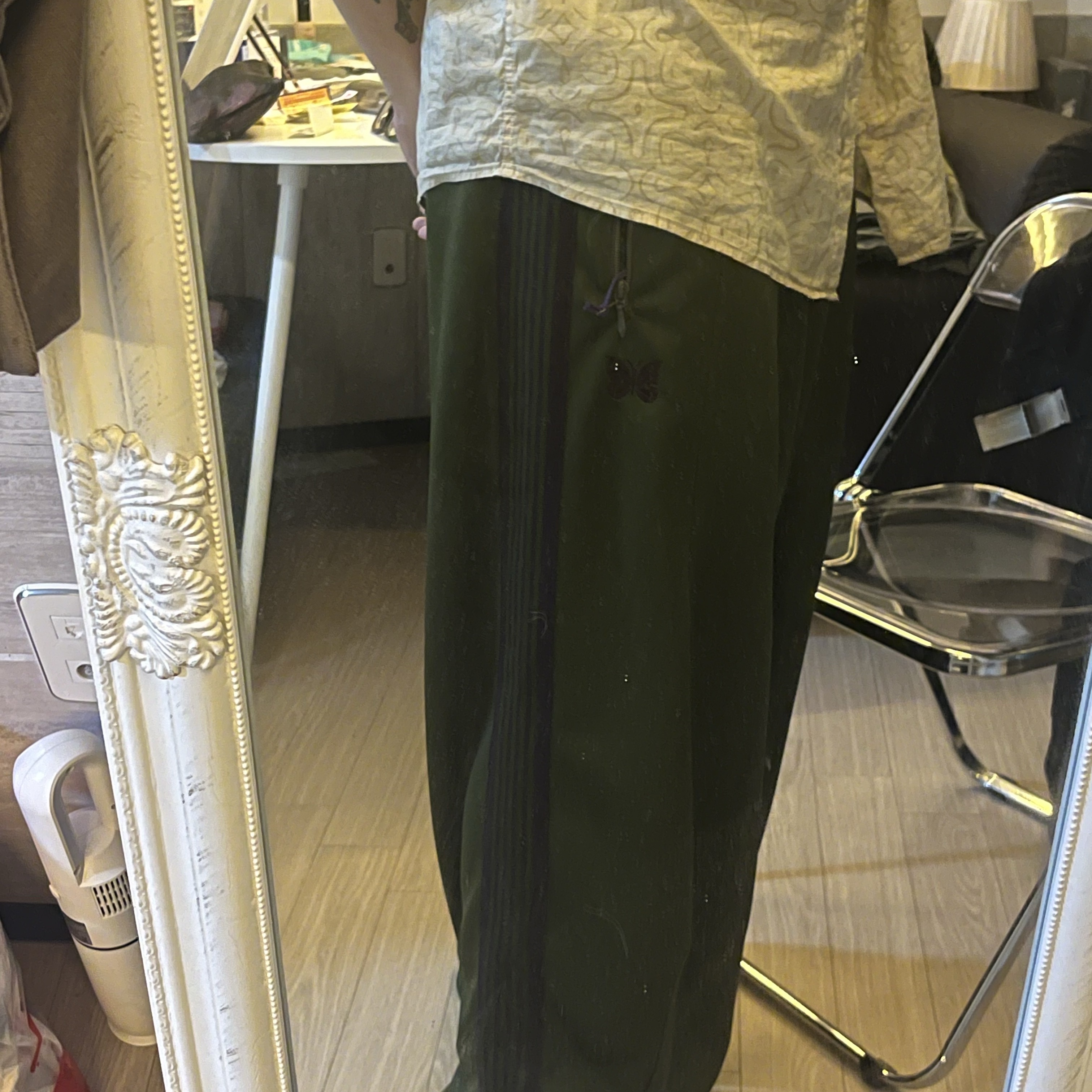 Needles H.D. Track Pants Poly Smooth Royal, Needles H.D. Track Pants Poly Smooth Olive 착용 스타일 - 2