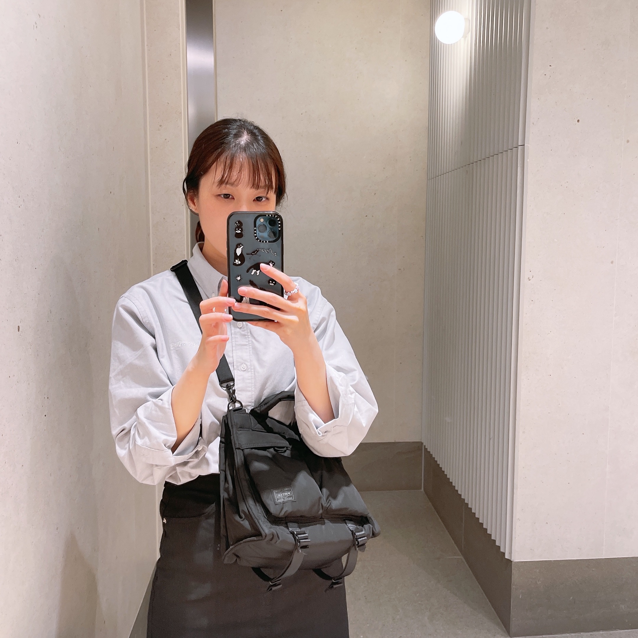 Porter Senses Tote Bag S Black, (W) Puma x Balansa Liberate Nitro 2 Black White 착용 스타일 - 1