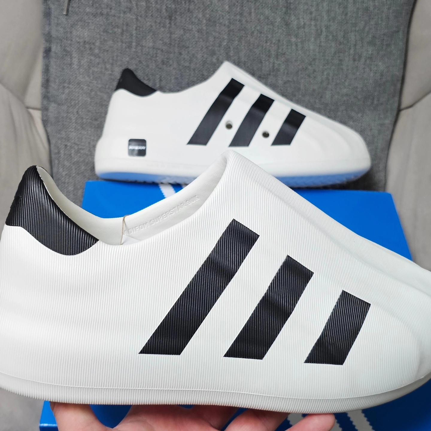Adidas Adifom Superstar Core White 착용 스타일 - 5