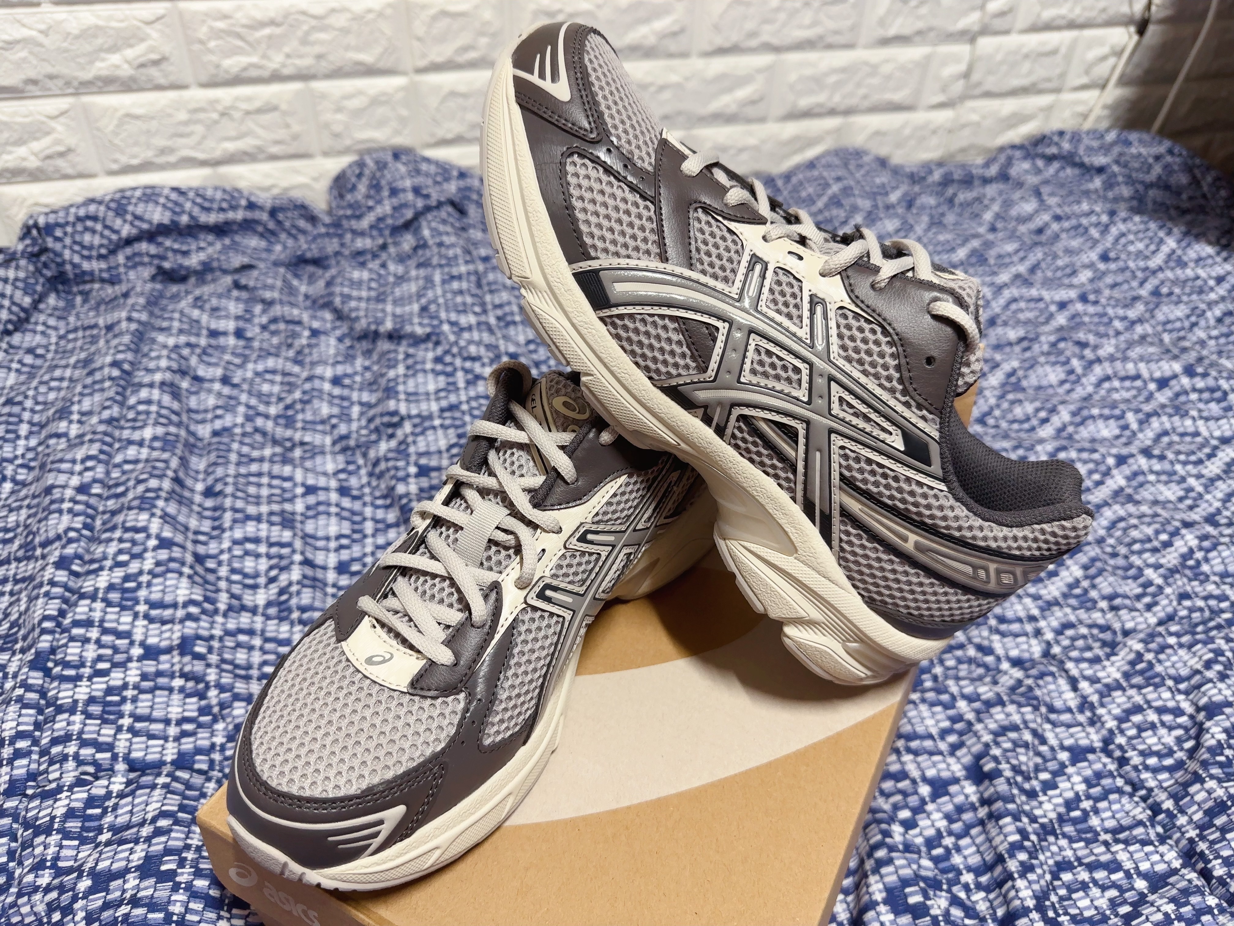 Asics Gel-1130 Oyster Grey Clay Grey 착용 스타일 - 7