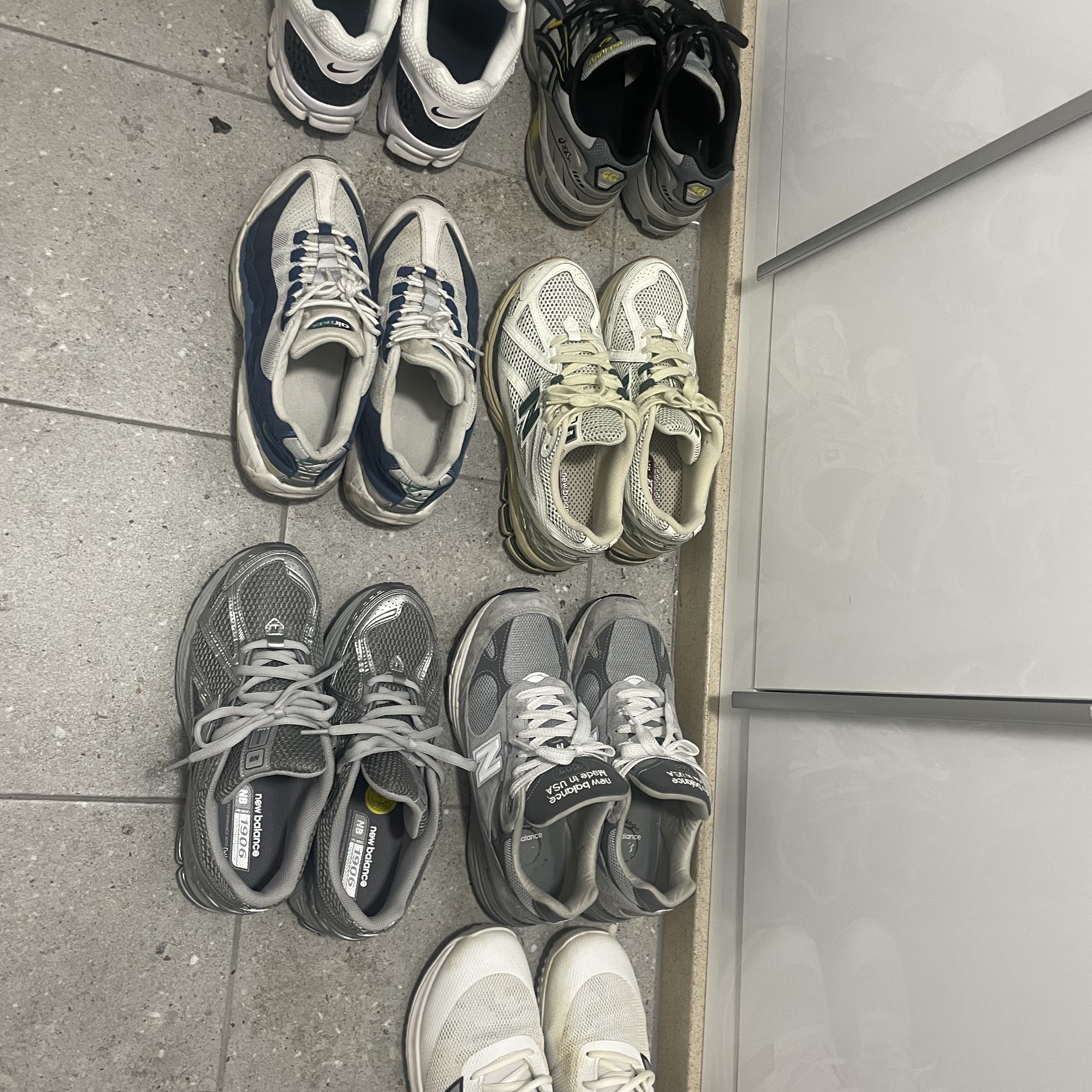 New Balance 1906R Harbor Grey Silver Metalic, New Balance 1906R Silver Green 착용 스타일