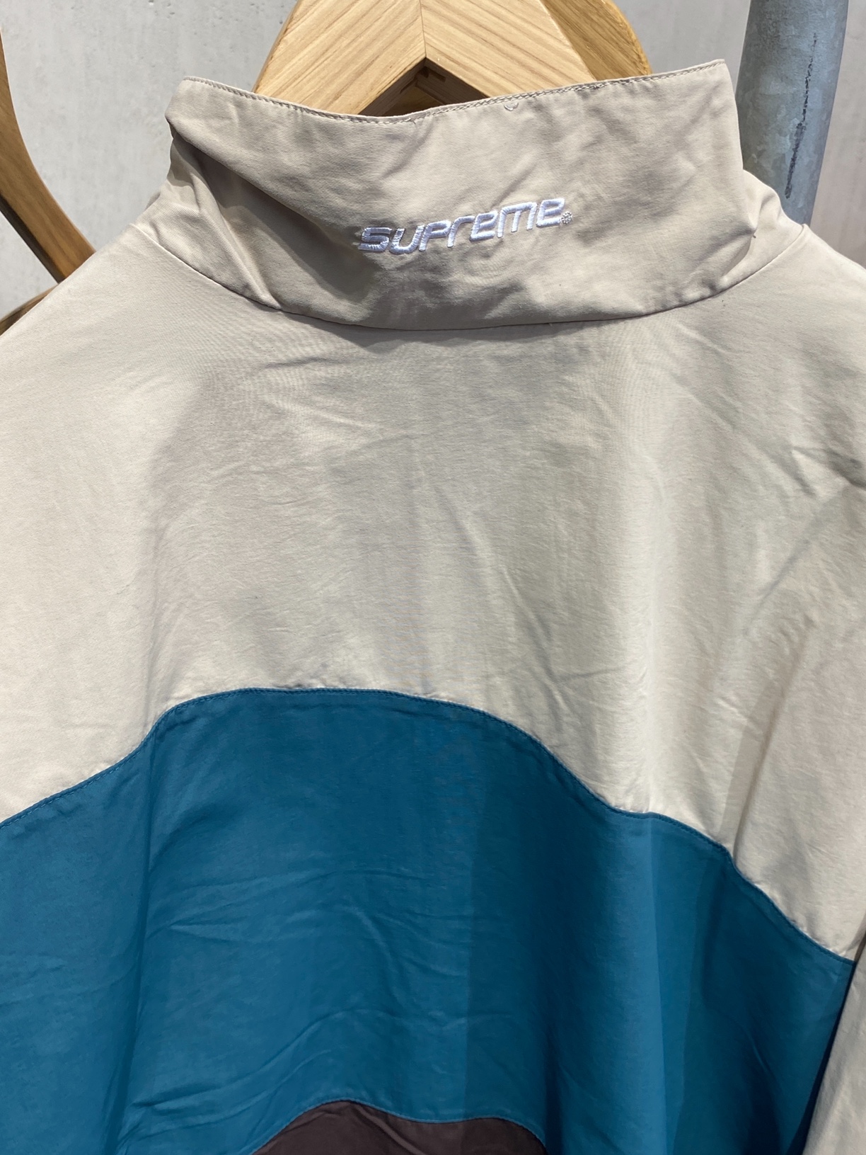 Supreme Curve Track Jacket Brown - 24SS 착용 스타일 - 2