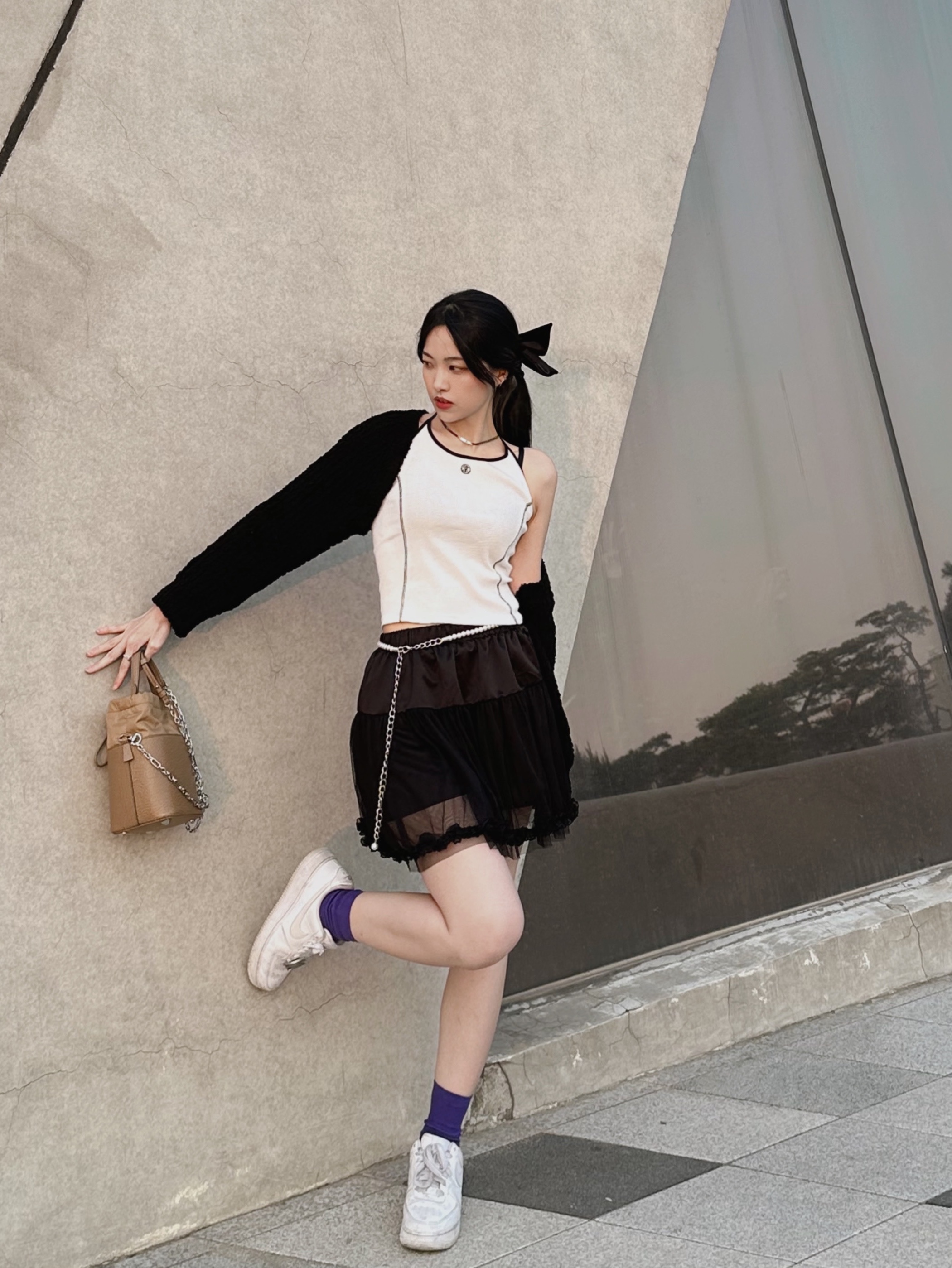 (W) Nike Air Force 1 '07 Low White, Nike Air Force 1 '07 Low White 착용 스타일 - 1