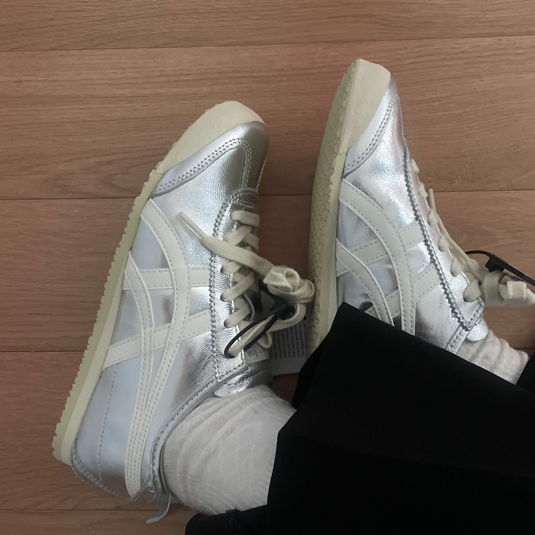 Onitsuka Tiger Mexico 66 Silver Off White 착용 스타일 - 2