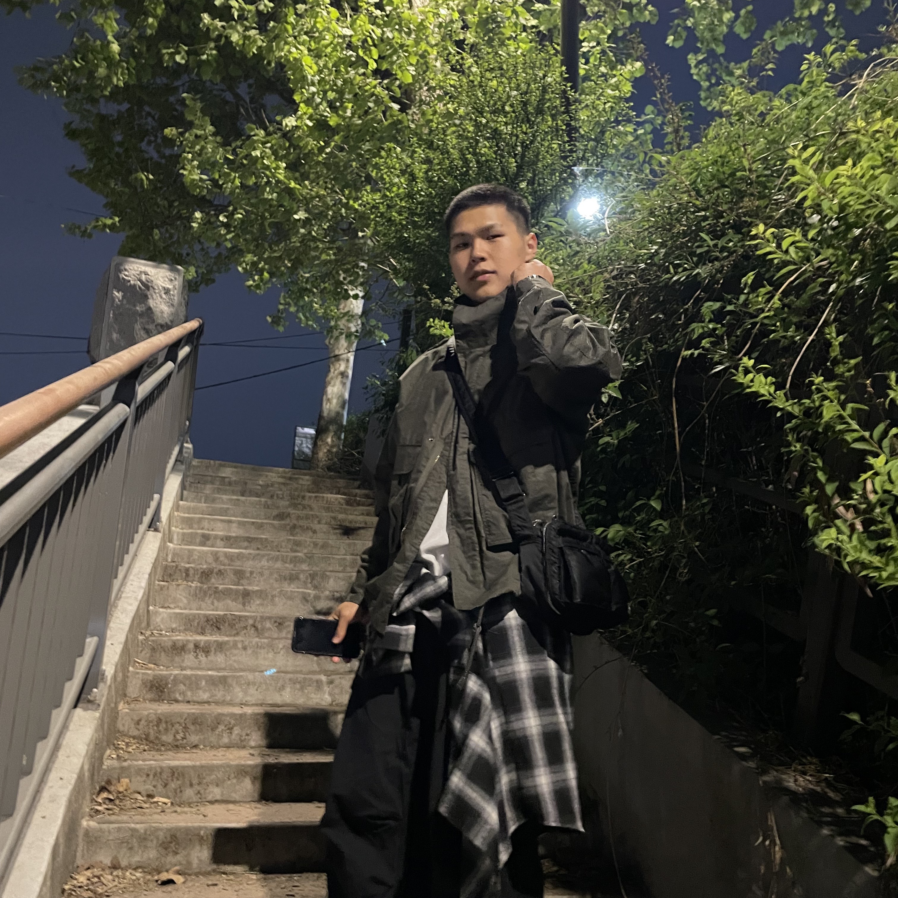 Porter Tanker Shoulder Bag S Black, Converse Chuck 70 Ox Black - Standard 착용 스타일 - 3