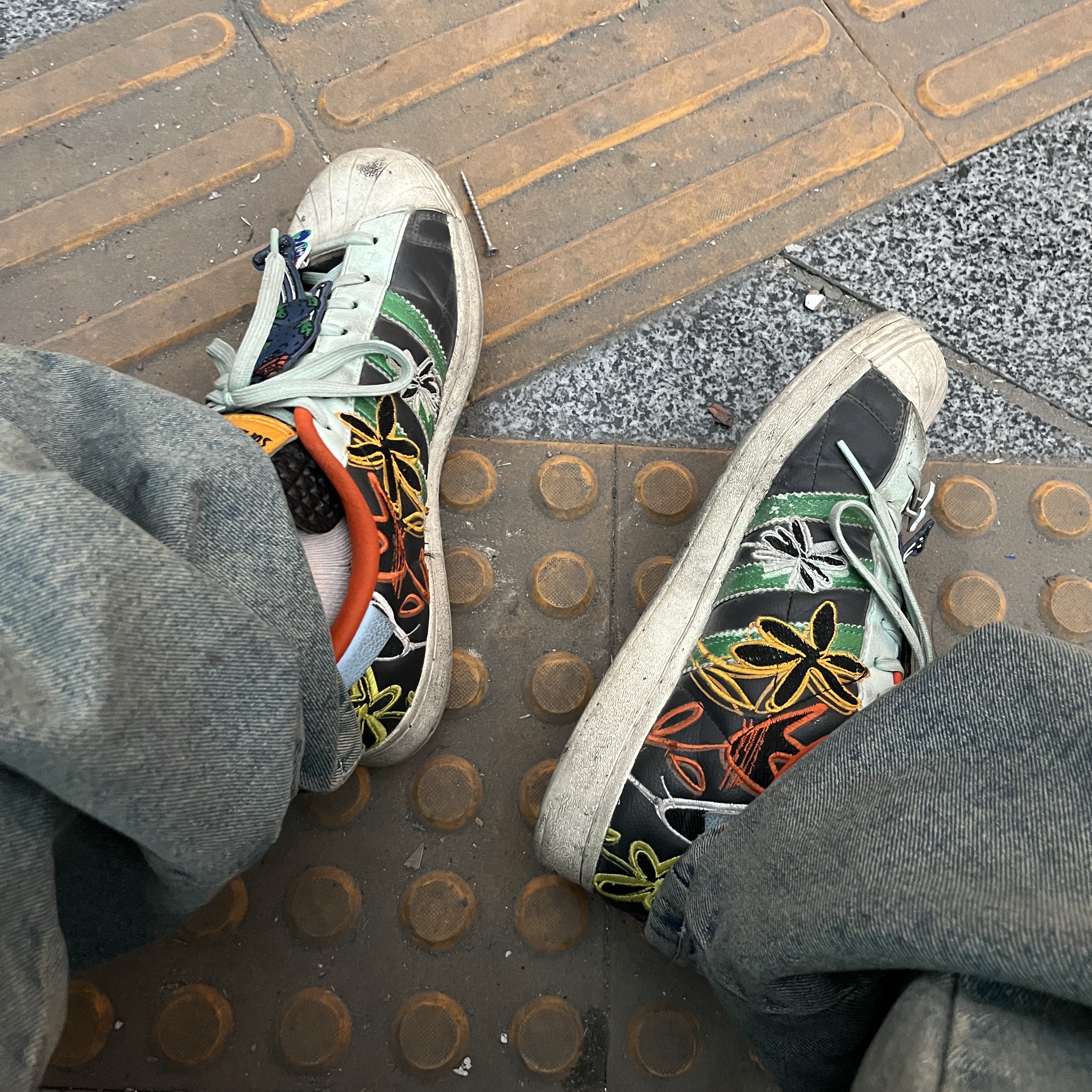 Adidas x Sean Wotherspoon Superstar Superearth Black 착용 스타일
