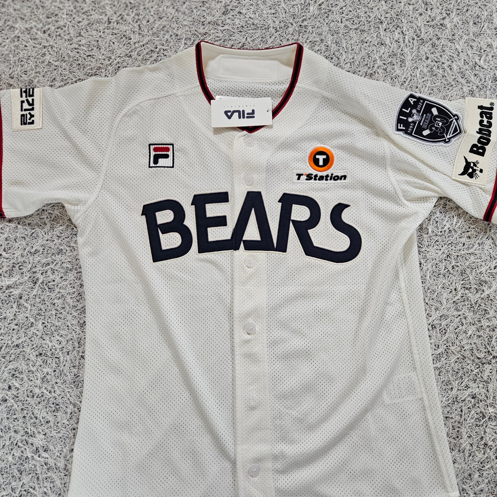 Doosan Bears x Fila 30th Anniversary Legendary Old Uniform Package (Non Marking Ver.) - Edition of 600 착용 스타일 - 7