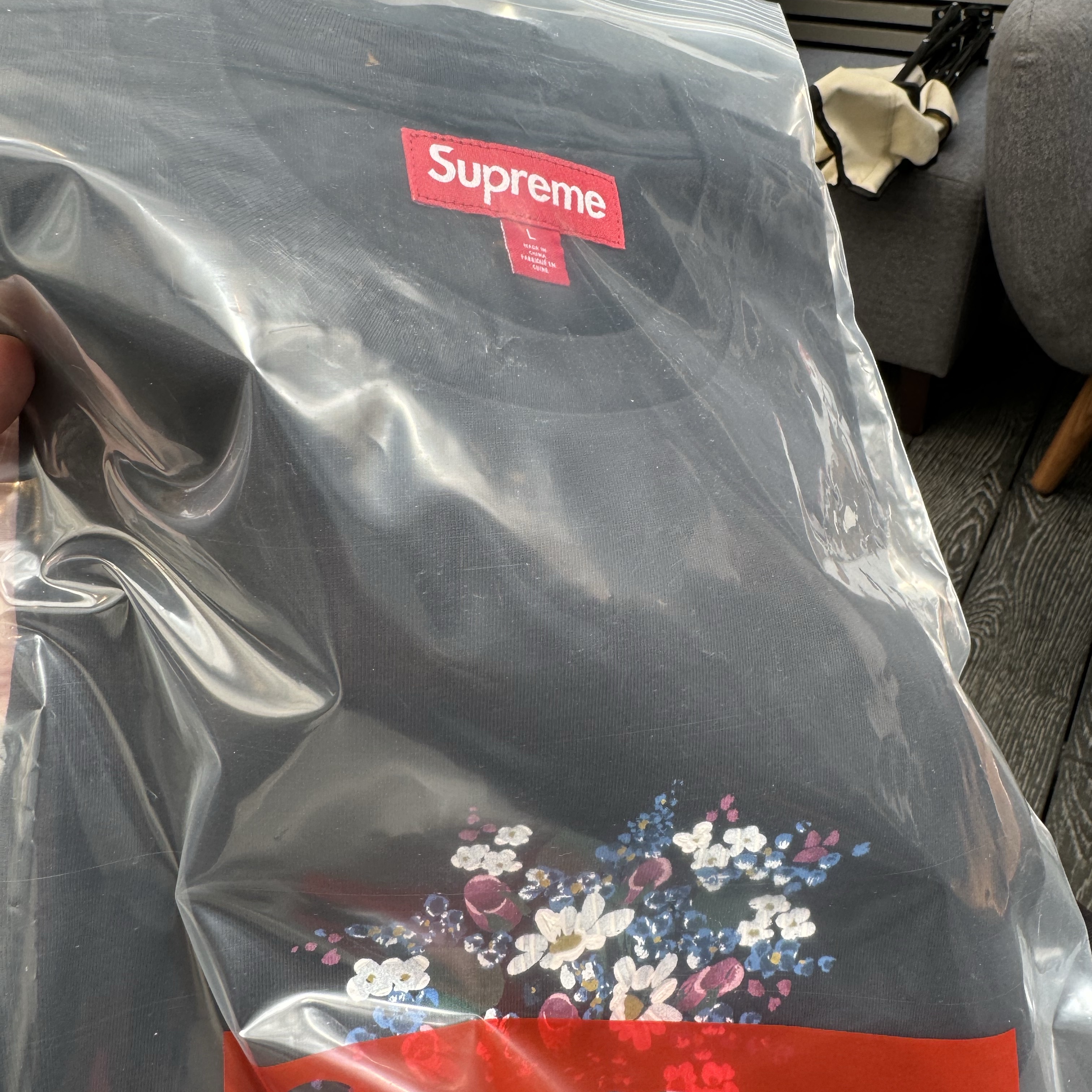 Supreme Bouquet S/S Top Black - 24SS 착용 스타일