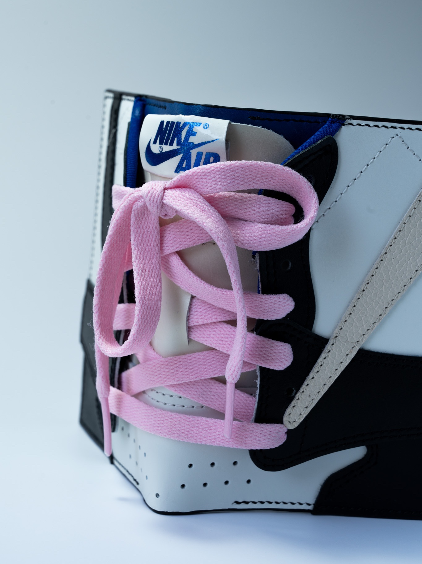 Jordan 1 x Travis Scott x Fragment Retro Low OG SP Military Blue 착용 스타일 - 4