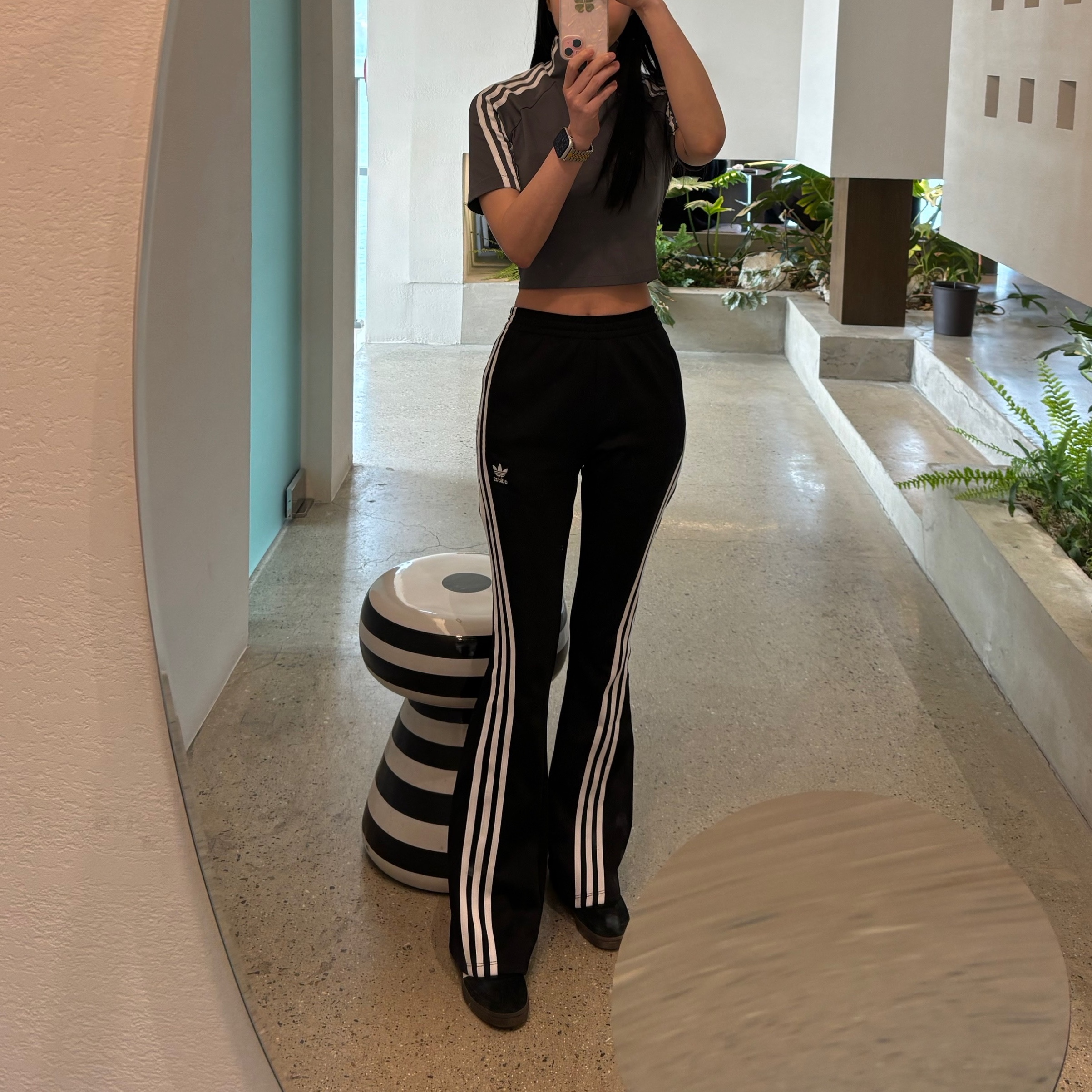(W) Adidas Adilenium Flared Track Pants Black - KR Sizing 착용 스타일