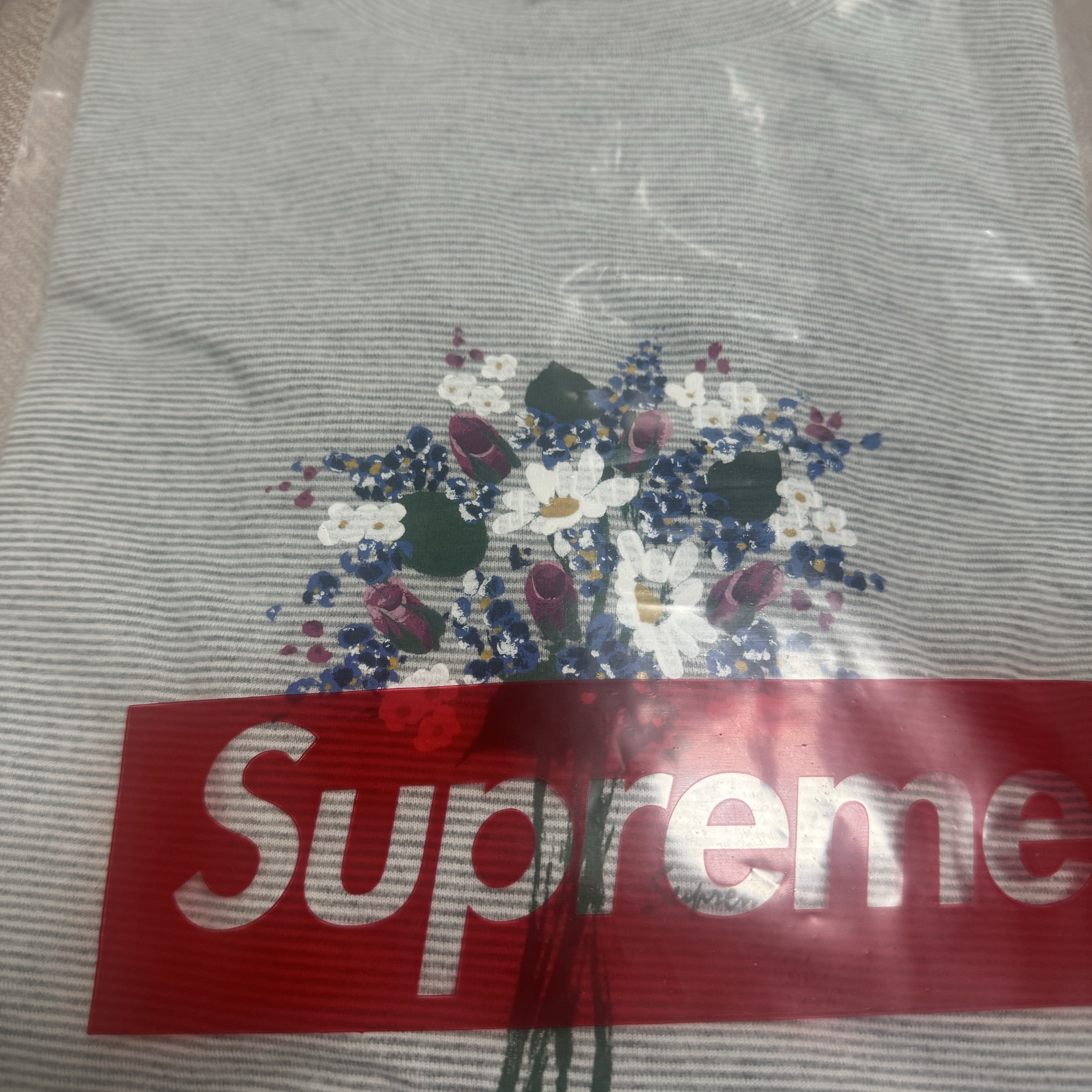 Supreme Bouquet S/S Top Stripe - 24SS 착용 스타일