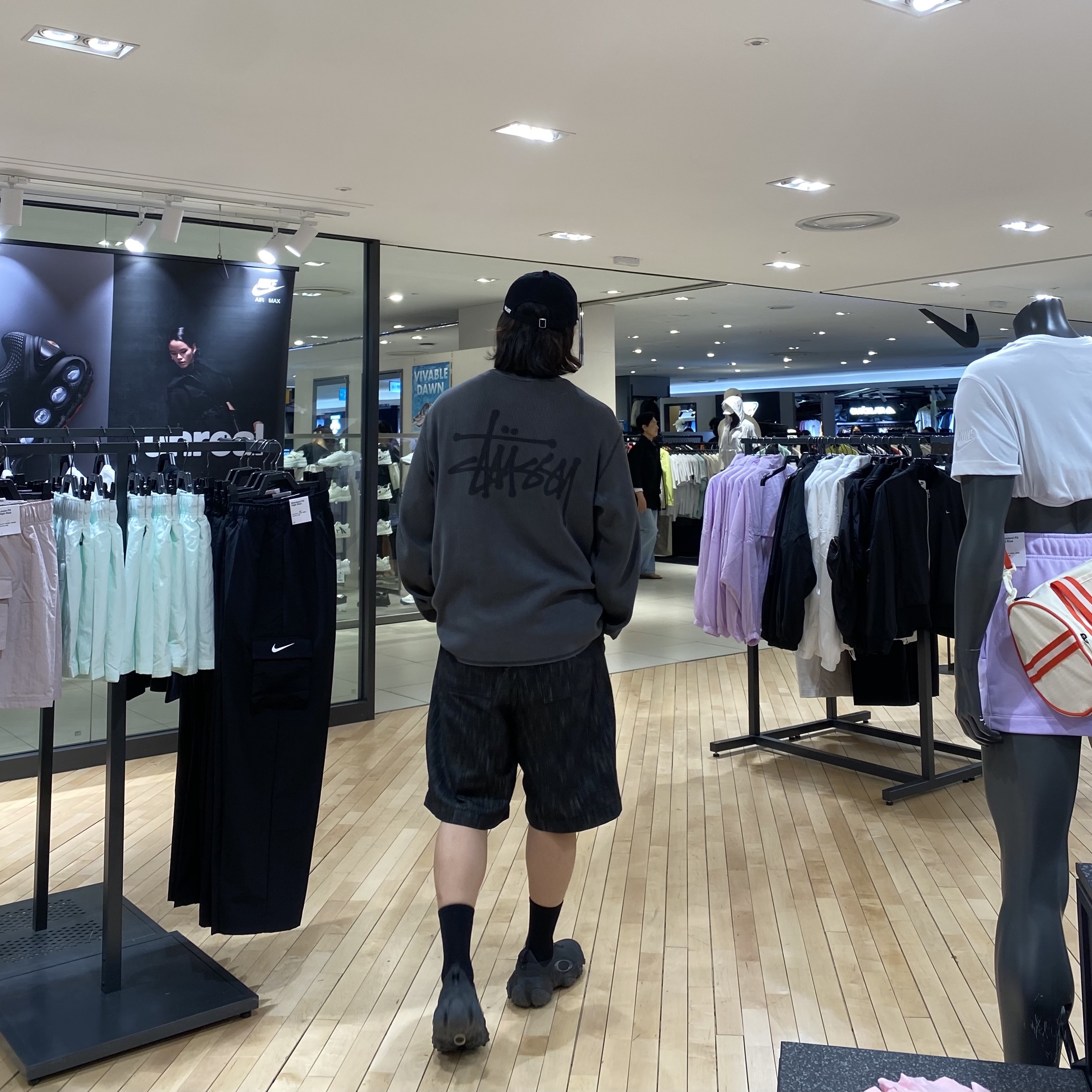 Stussy Basic Stock Thermal LS T-Shirt Washed Black 착용 스타일