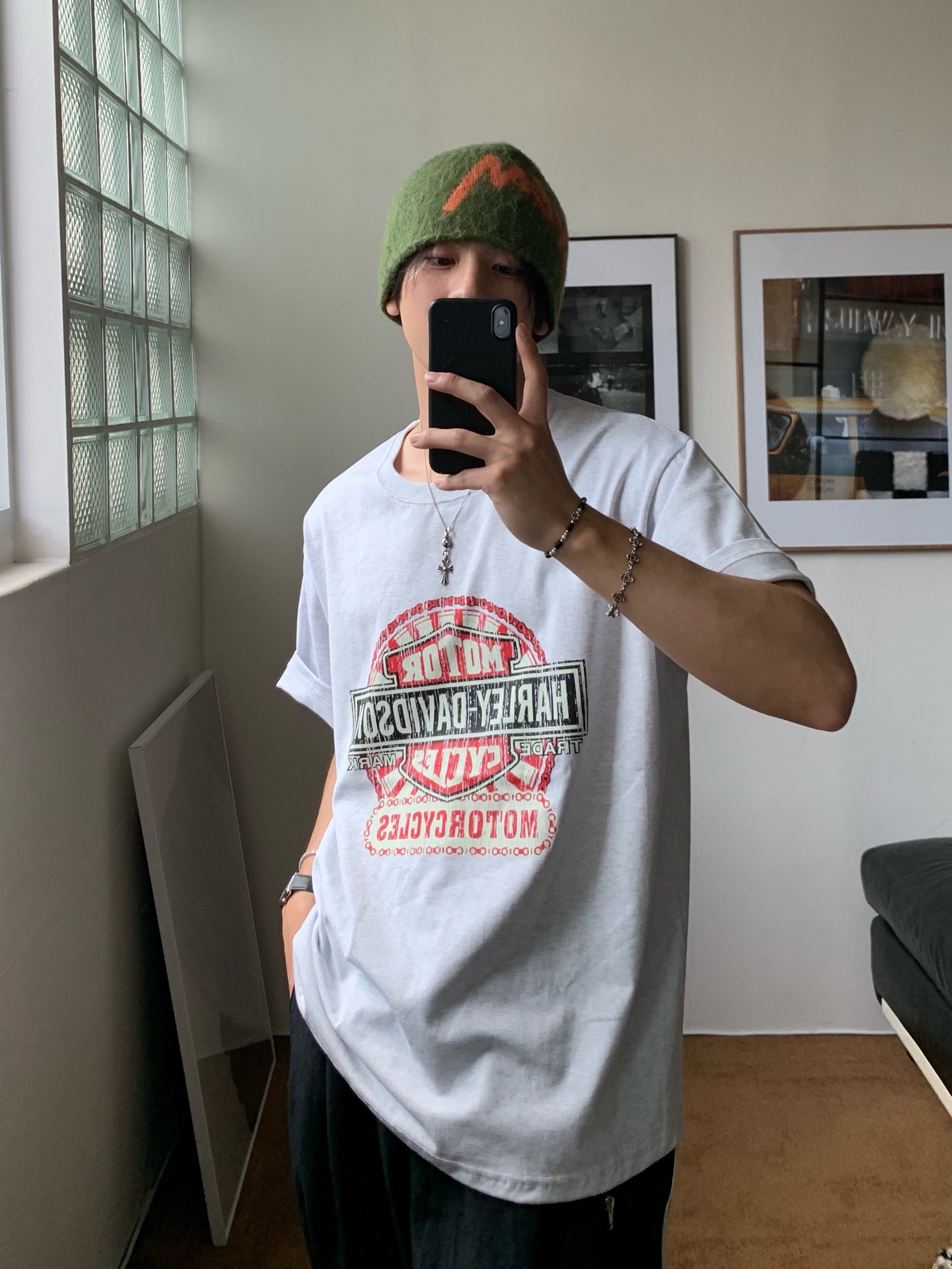 Stussy Brushed Out Stock Skullcap Beanie Olive, Nike Air Force 1 '07 Low White 착용 스타일 - 1