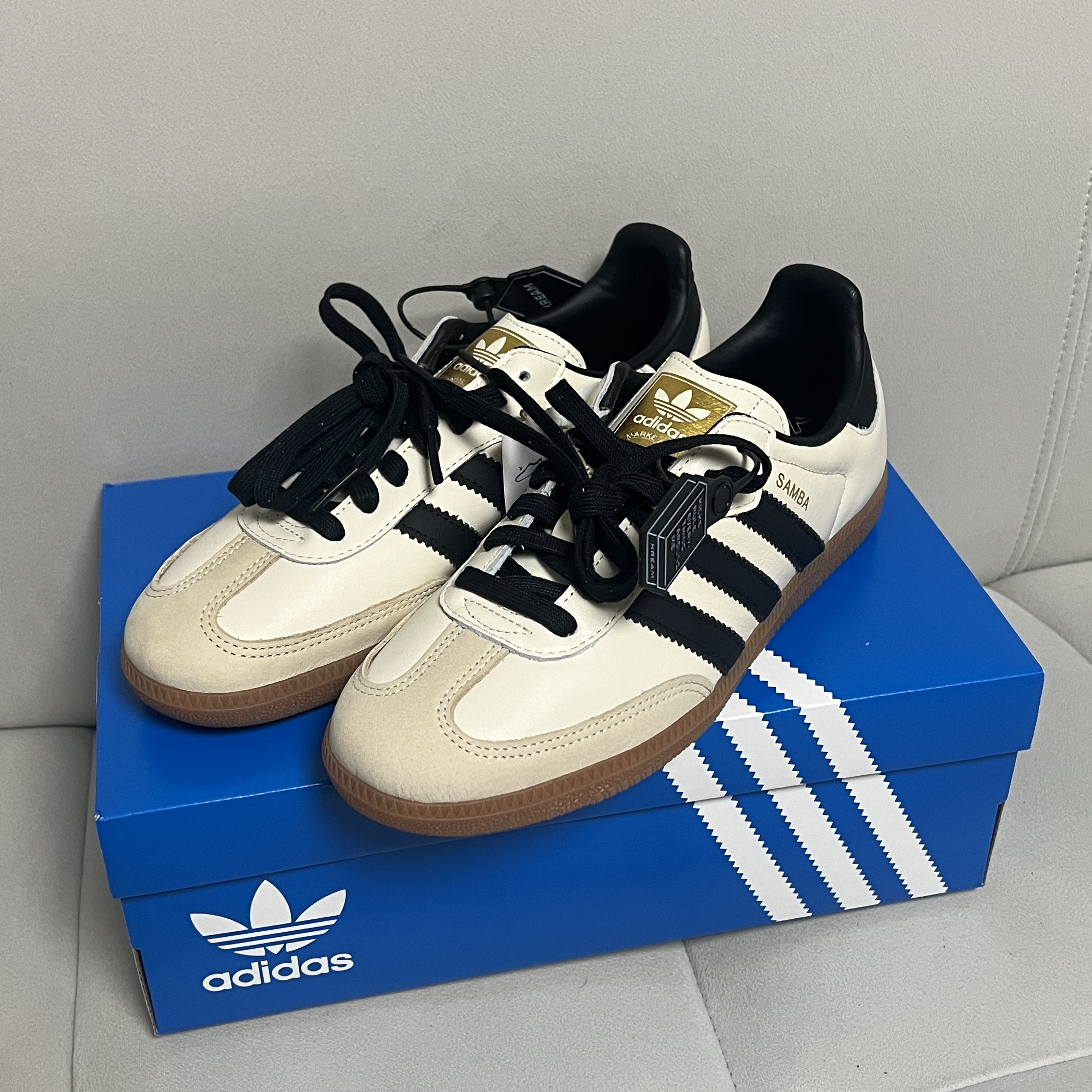(W) Adidas Samba OG Cream White Core Black 착용 스타일