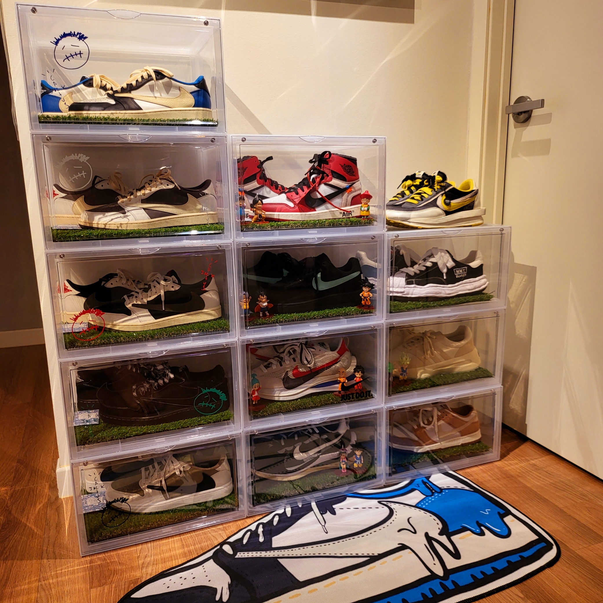 Jordan 1 x Travis Scott x Fragment Retro Low OG SP Military Blue, (W) Jordan 1 x Travis Scott Retro Low OG SP Medium Olive 착용 스타일 - 1