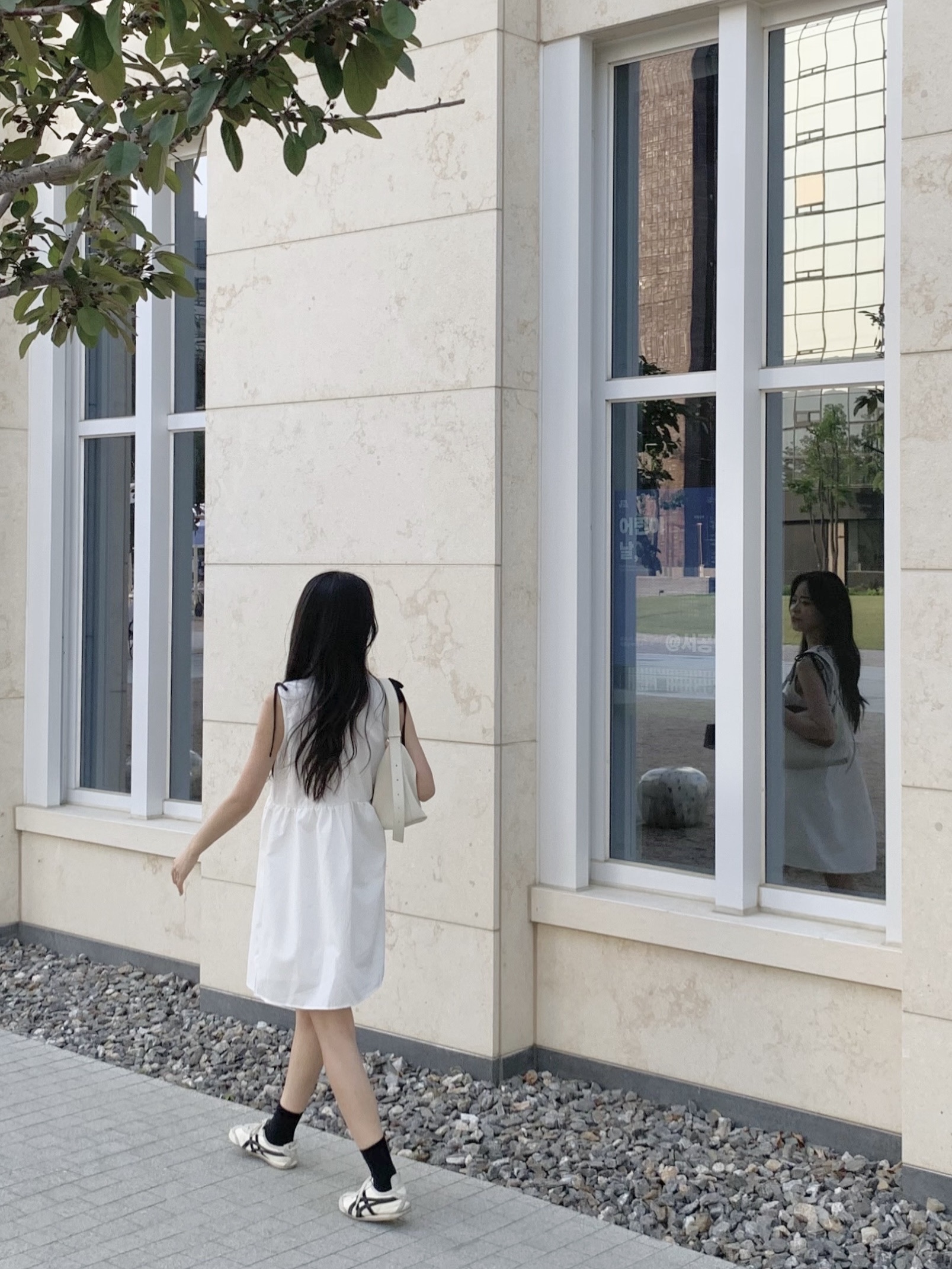 Onitsuka Tiger Mexico 66 Vintage White Black 착용 스타일 - 1