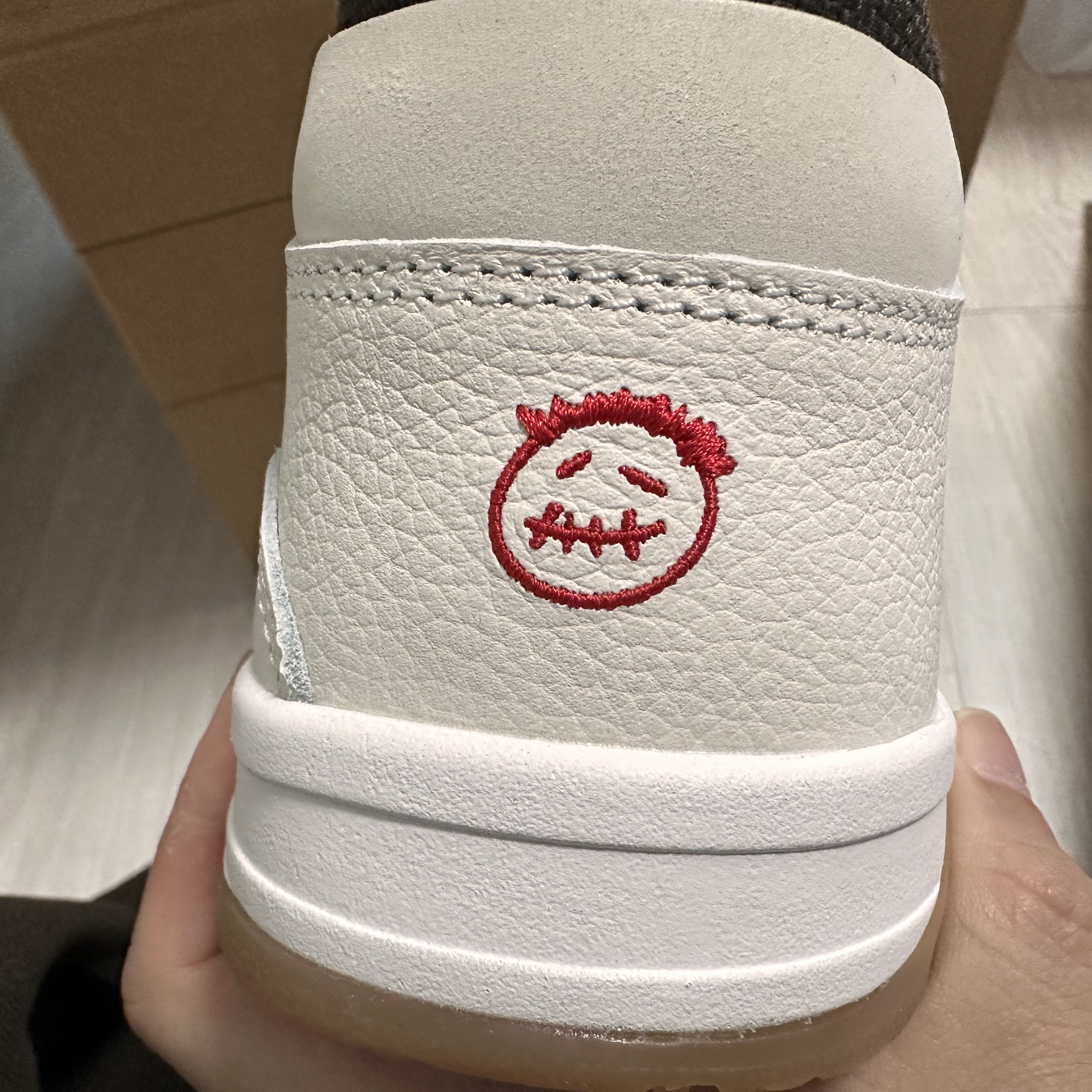 Jordan x Travis Scott Jumpman Jack TR Sail and Dark Mocha 착용 스타일 - 4