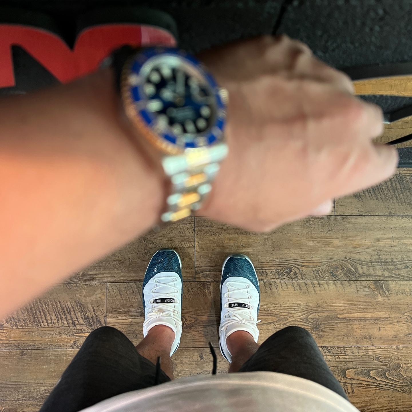 Jordan 11 Retro Low Navy Snakeskin 2019 착용 스타일 - 1