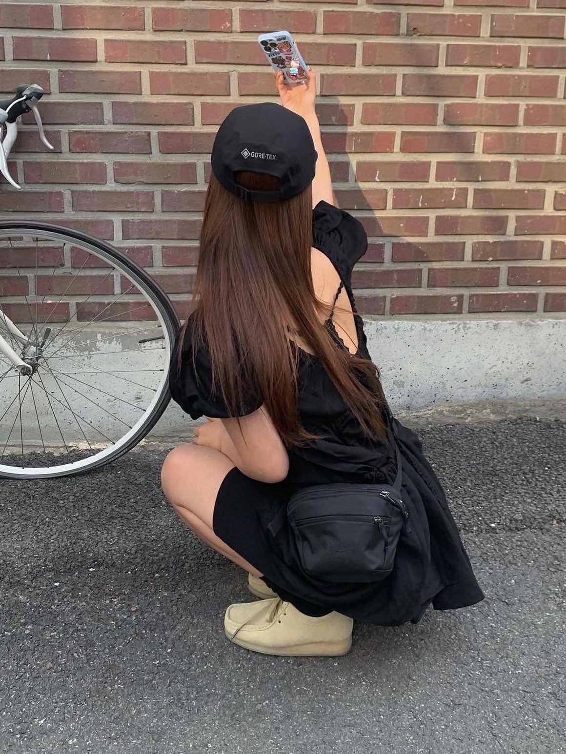 Arc'teryx Mantis 1 Waistpack Black II 착용 스타일