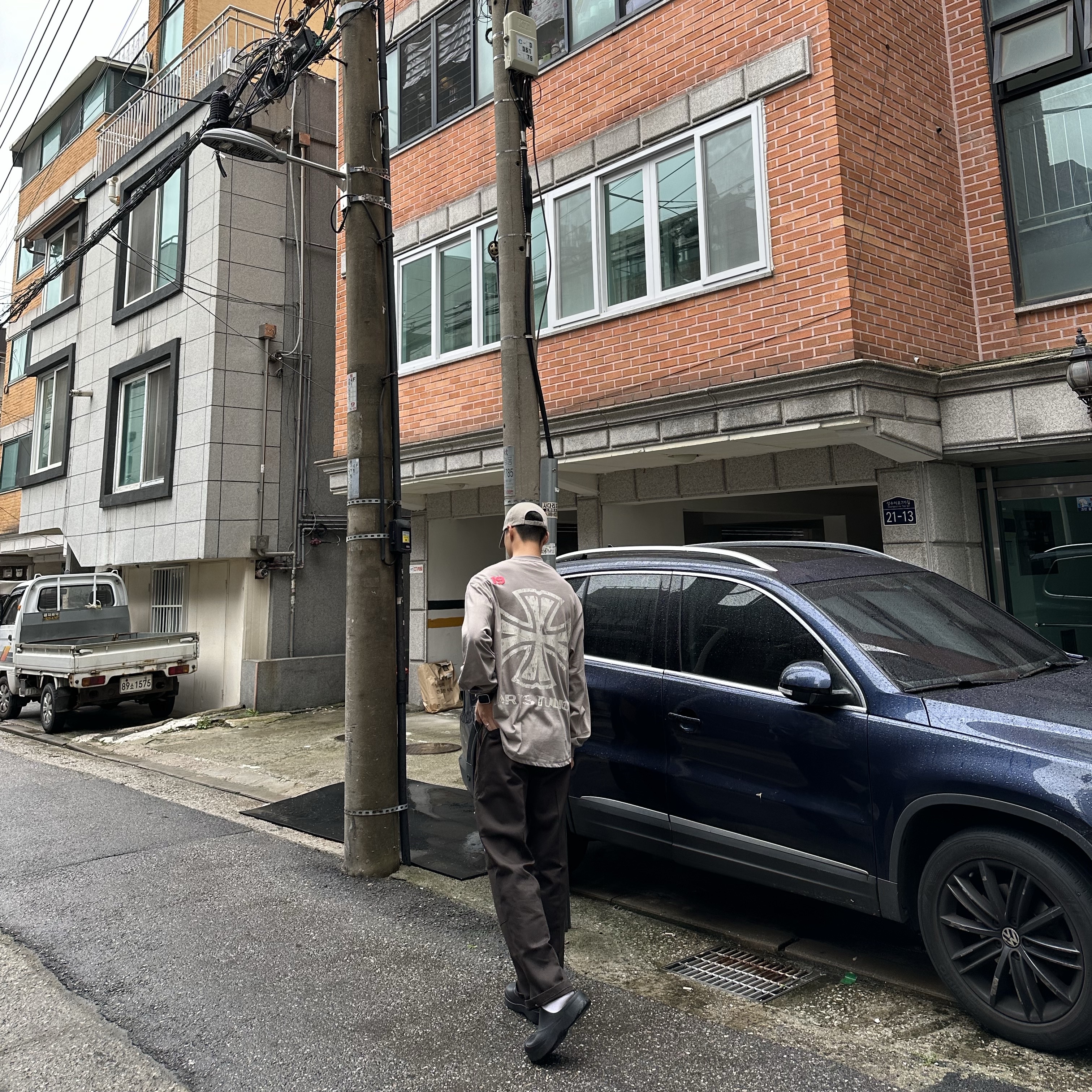 ETCE Cross Long Sleeve Beige, Dickies Loose Fit Double Knee Work Pants Dark Brown 착용 스타일