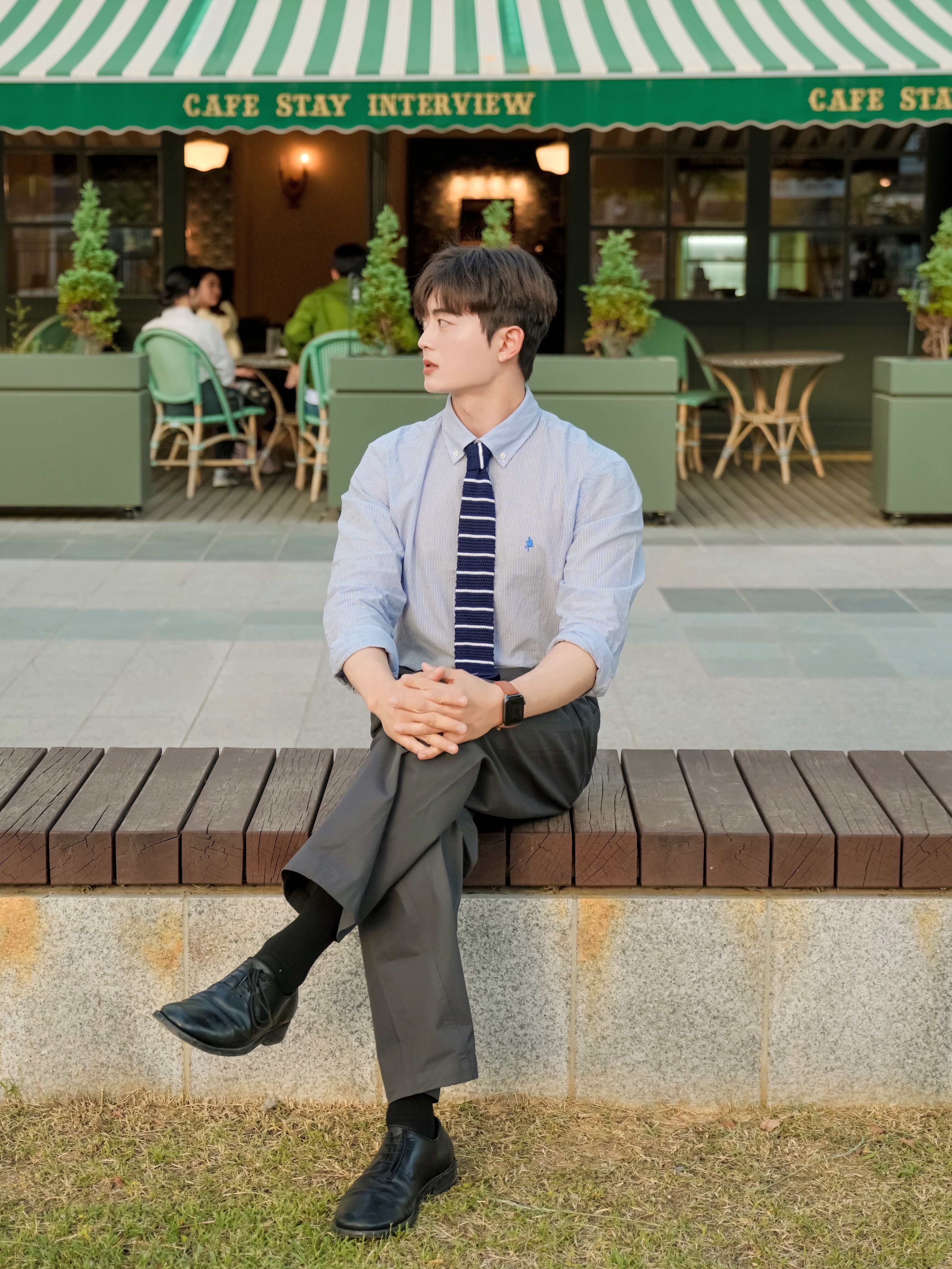 Kinchi Grainy - 547 (a) Black 착용 스타일 - 3