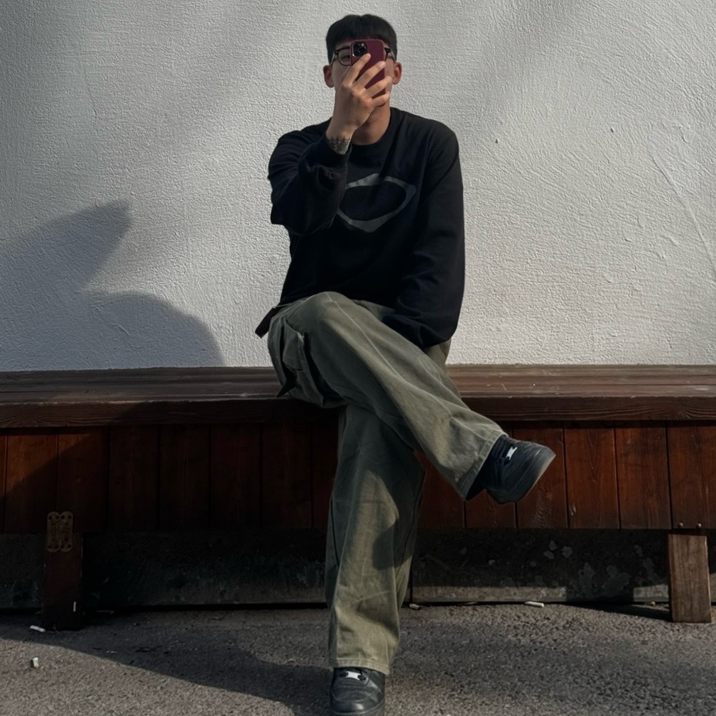Mischief Rhombus Long Sleeve Black, Nike Air Force 1 '07 Low Triple Black 착용 스타일