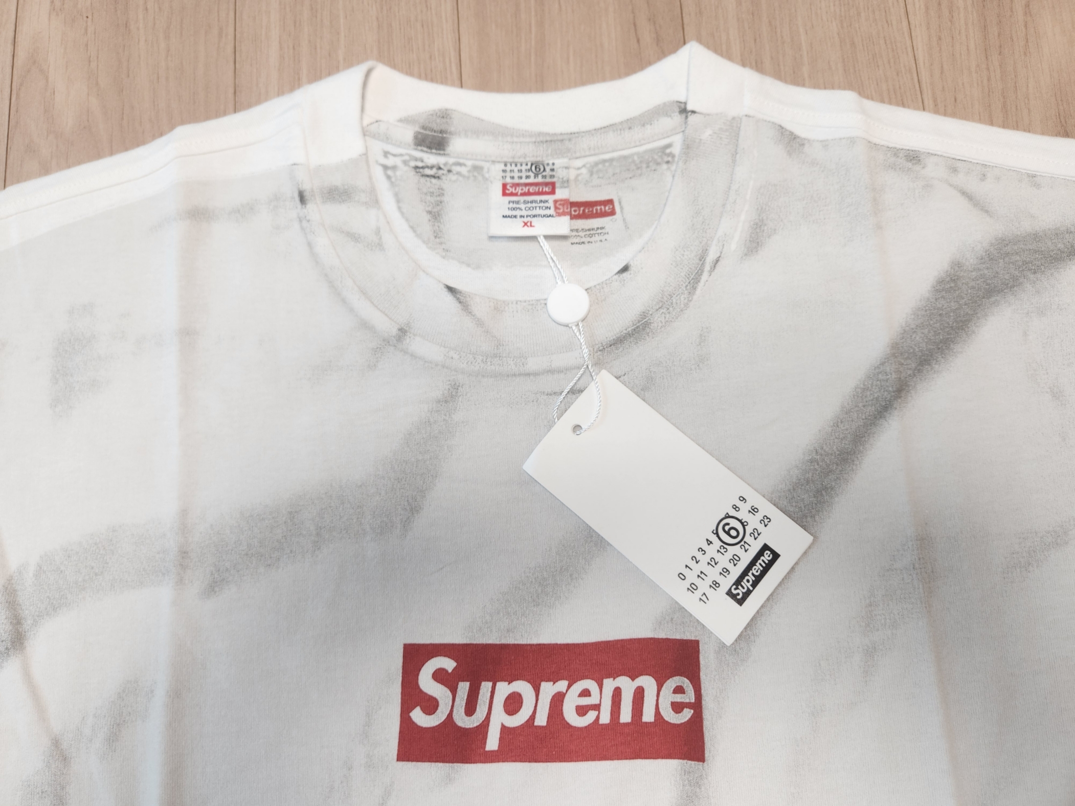 Supreme x MM6 Maison Margiela Box Logo T-Shirt White - 24SS 착용 스타일 - 3
